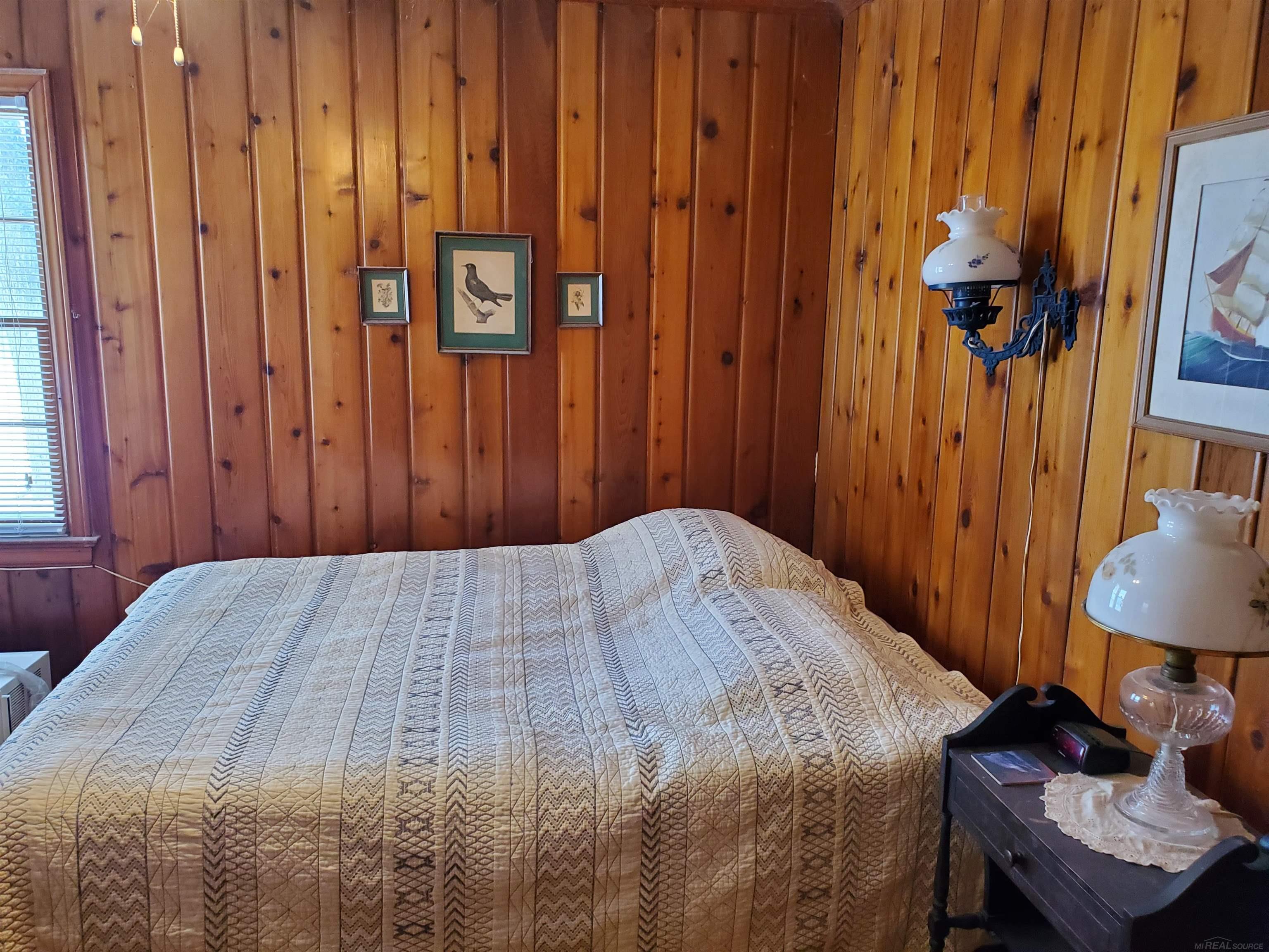 5857 Lakeshore Road Property Photo 15