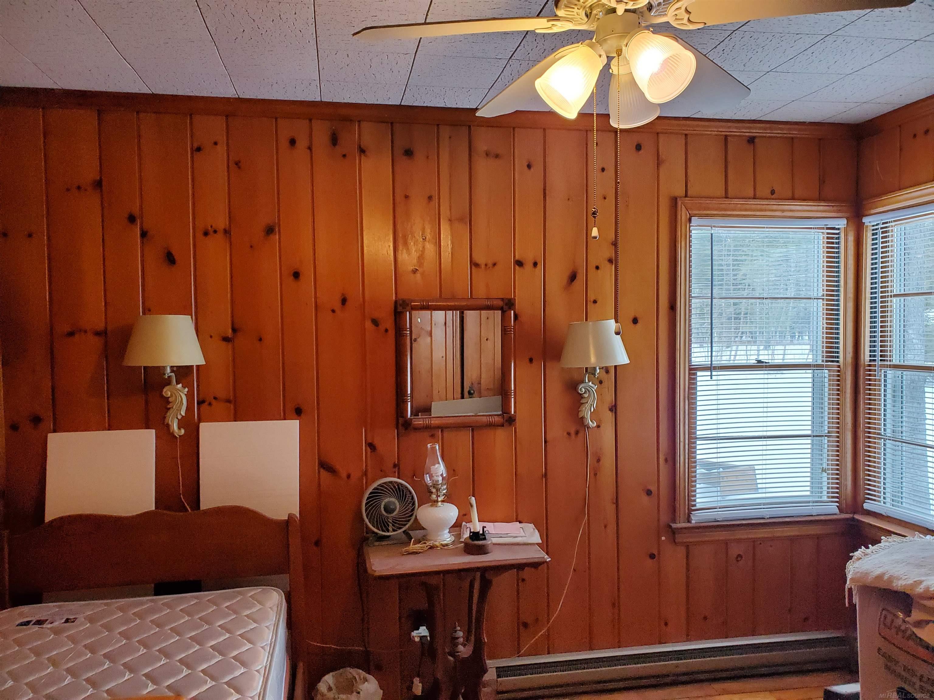 5857 Lakeshore Road Property Photo 18