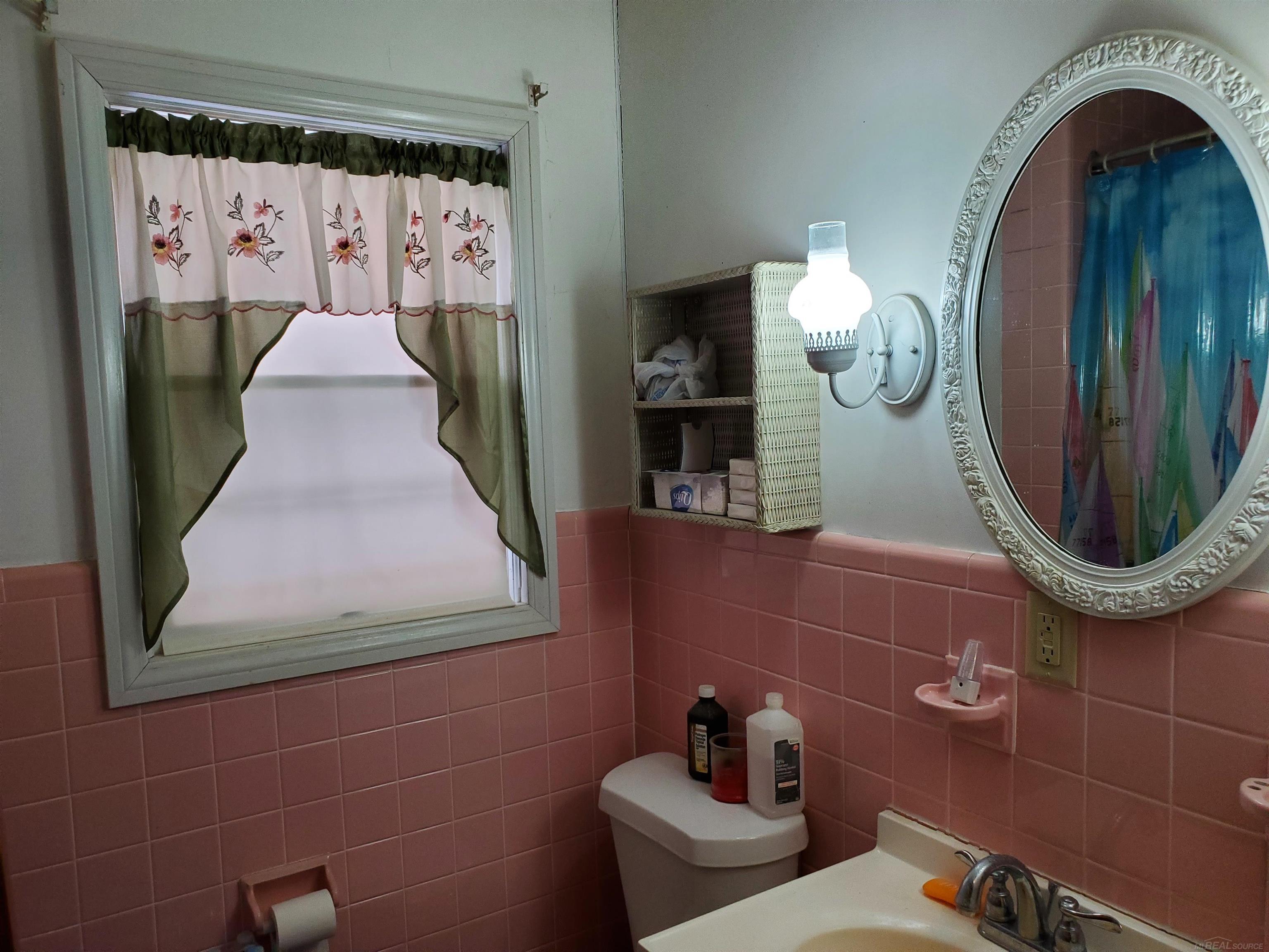 5857 Lakeshore Road Property Photo 20