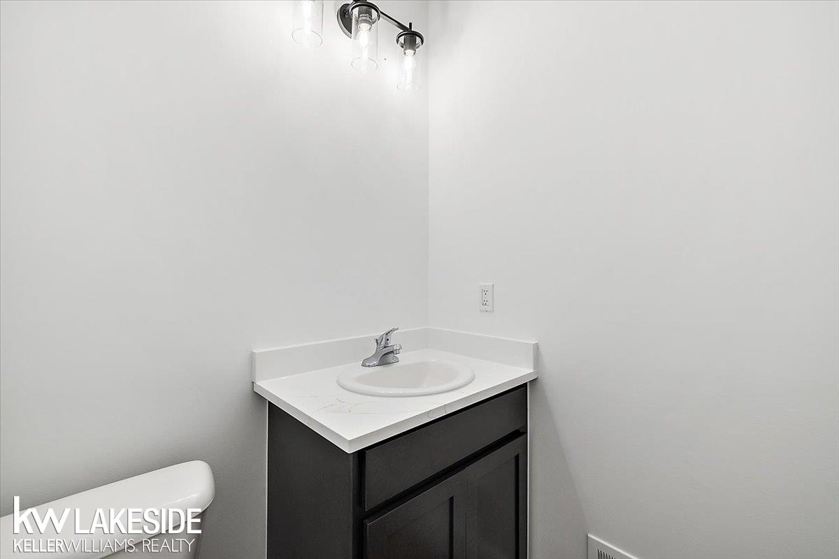 28342 Nadia Lane Property Photo 21