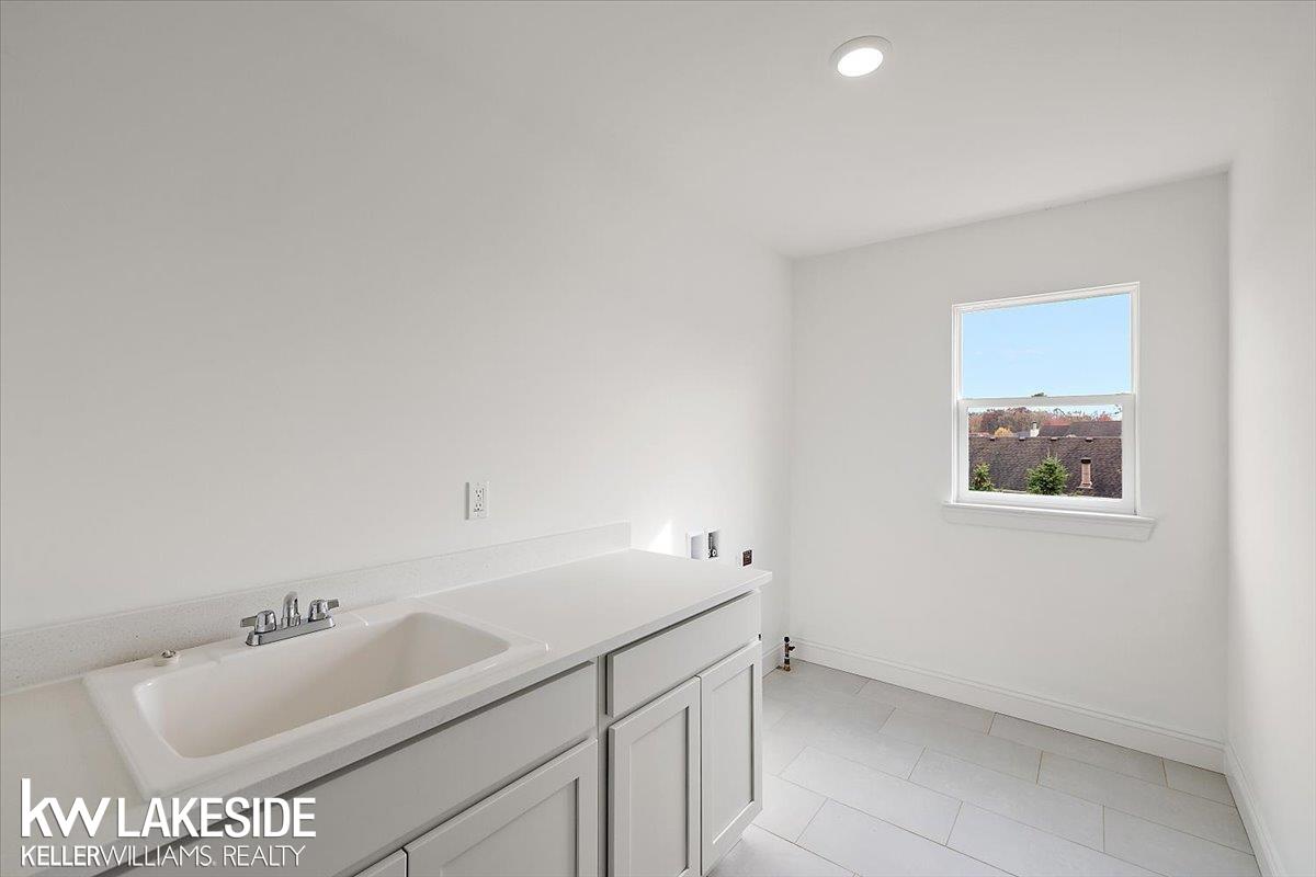 28342 Nadia Lane Property Photo 32