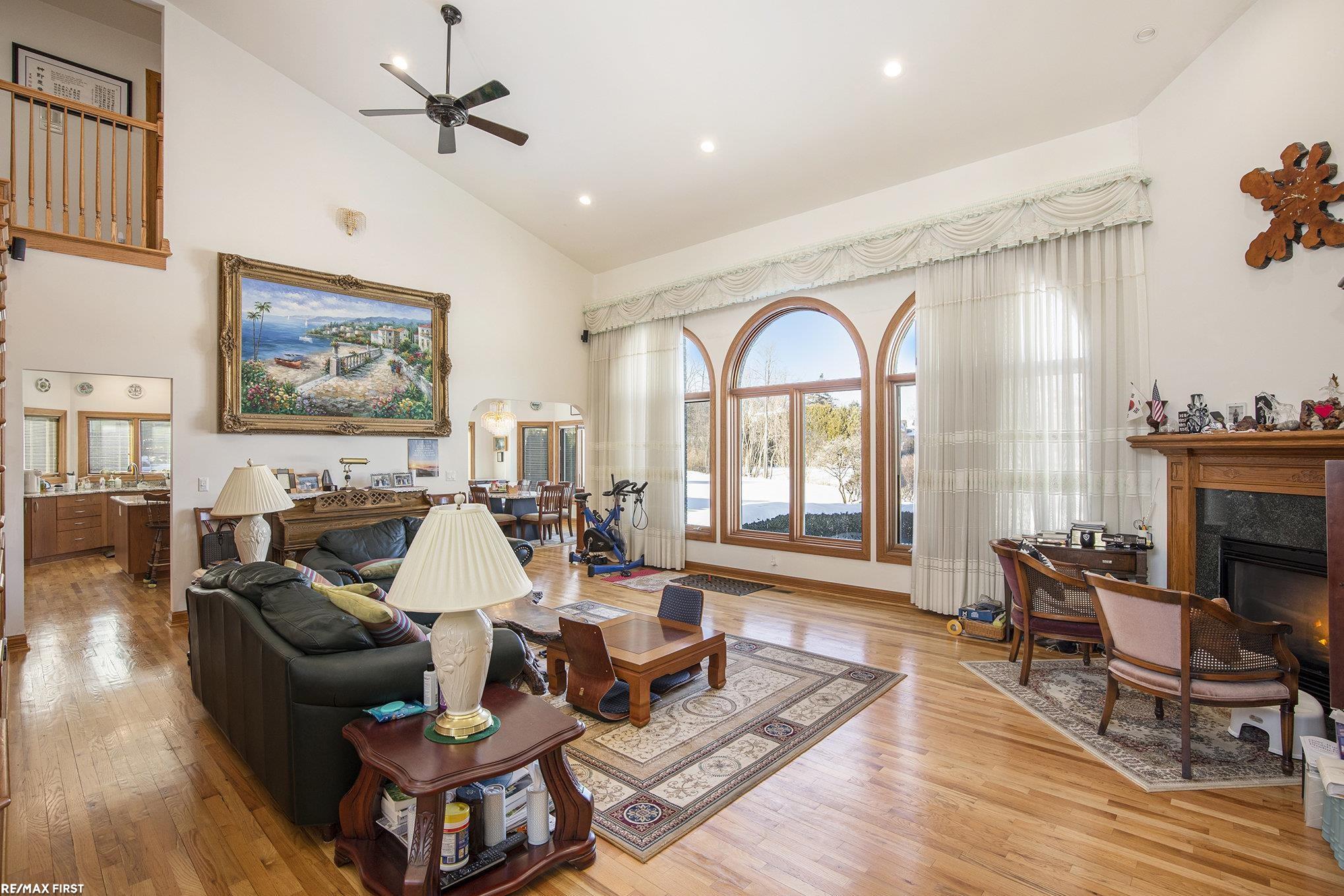 6567 Petko Court Property Photo 4