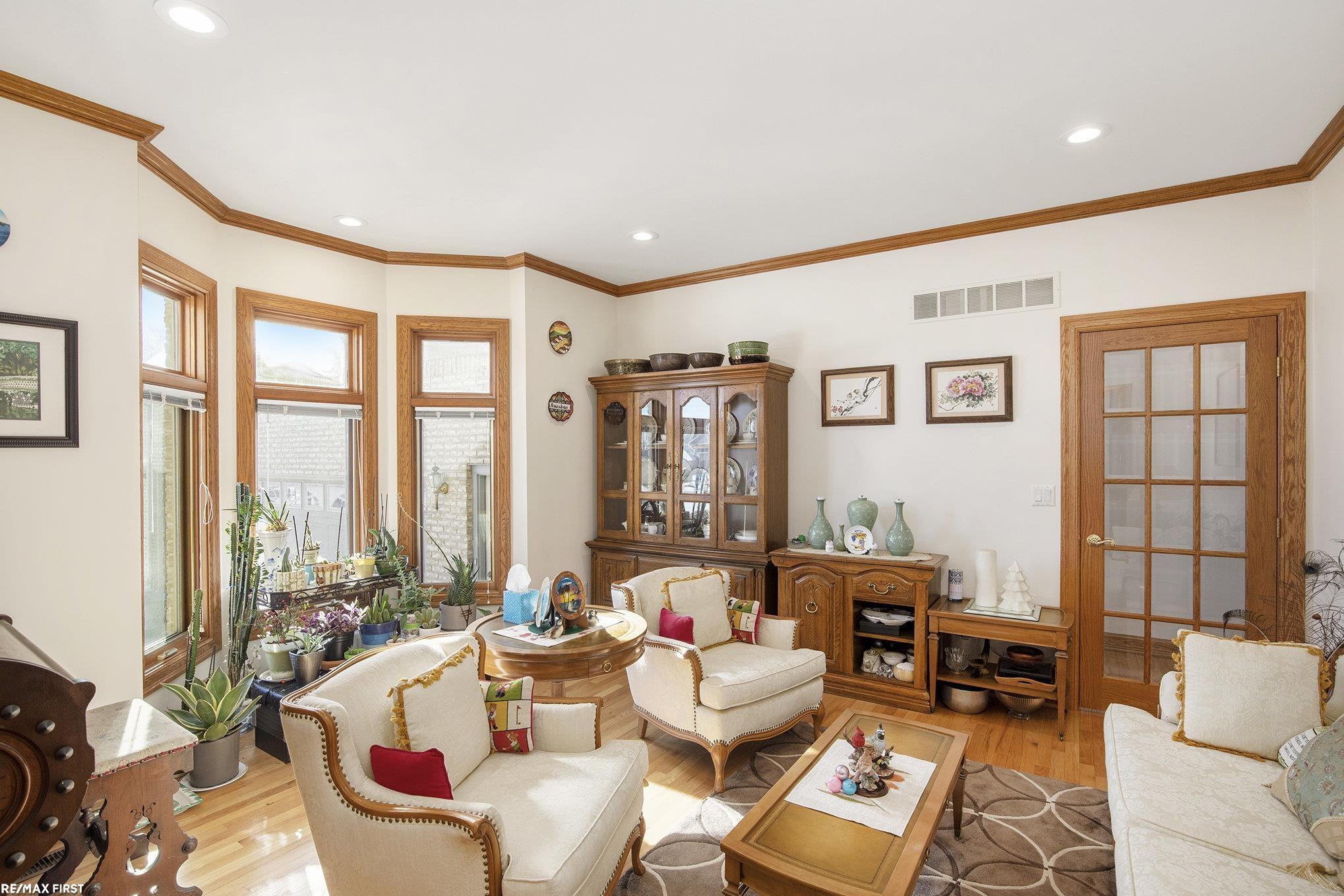 6567 Petko Court Property Photo 10