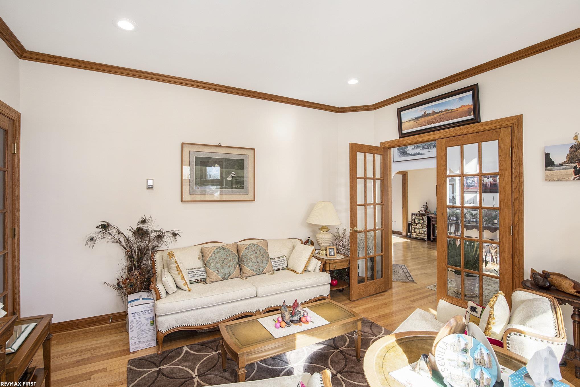 6567 Petko Court Property Photo 11