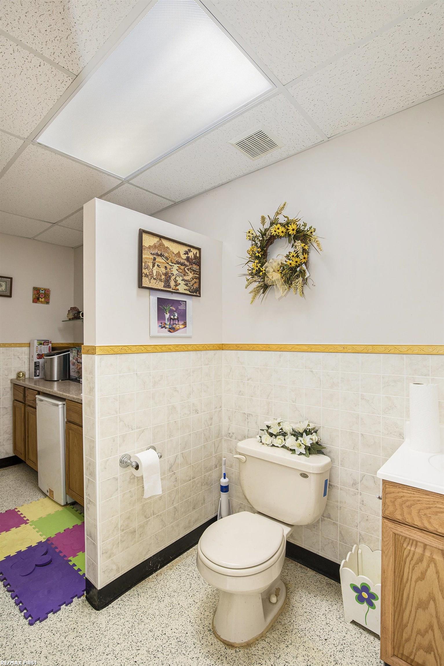 6567 Petko Court Property Photo 32