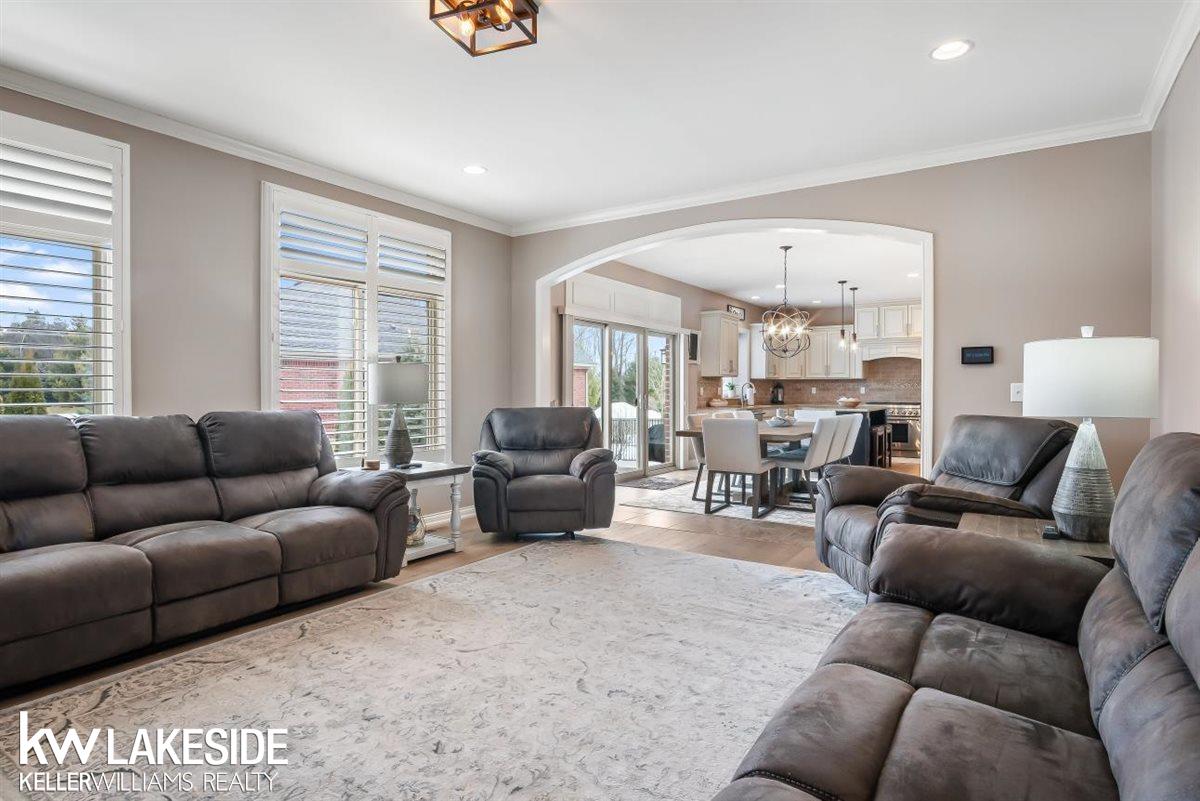 62770 Franklin Park Drive Property Photo 11