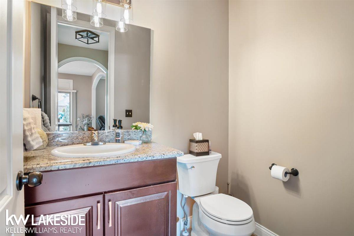62770 Franklin Park Drive Property Photo 12