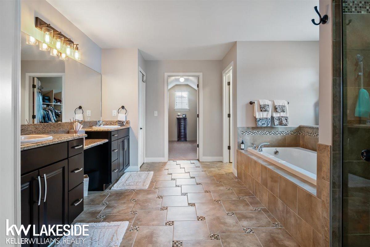 62770 Franklin Park Drive Property Photo 17