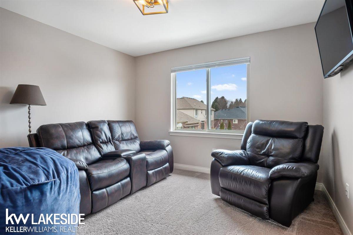 62770 Franklin Park Drive Property Photo 20