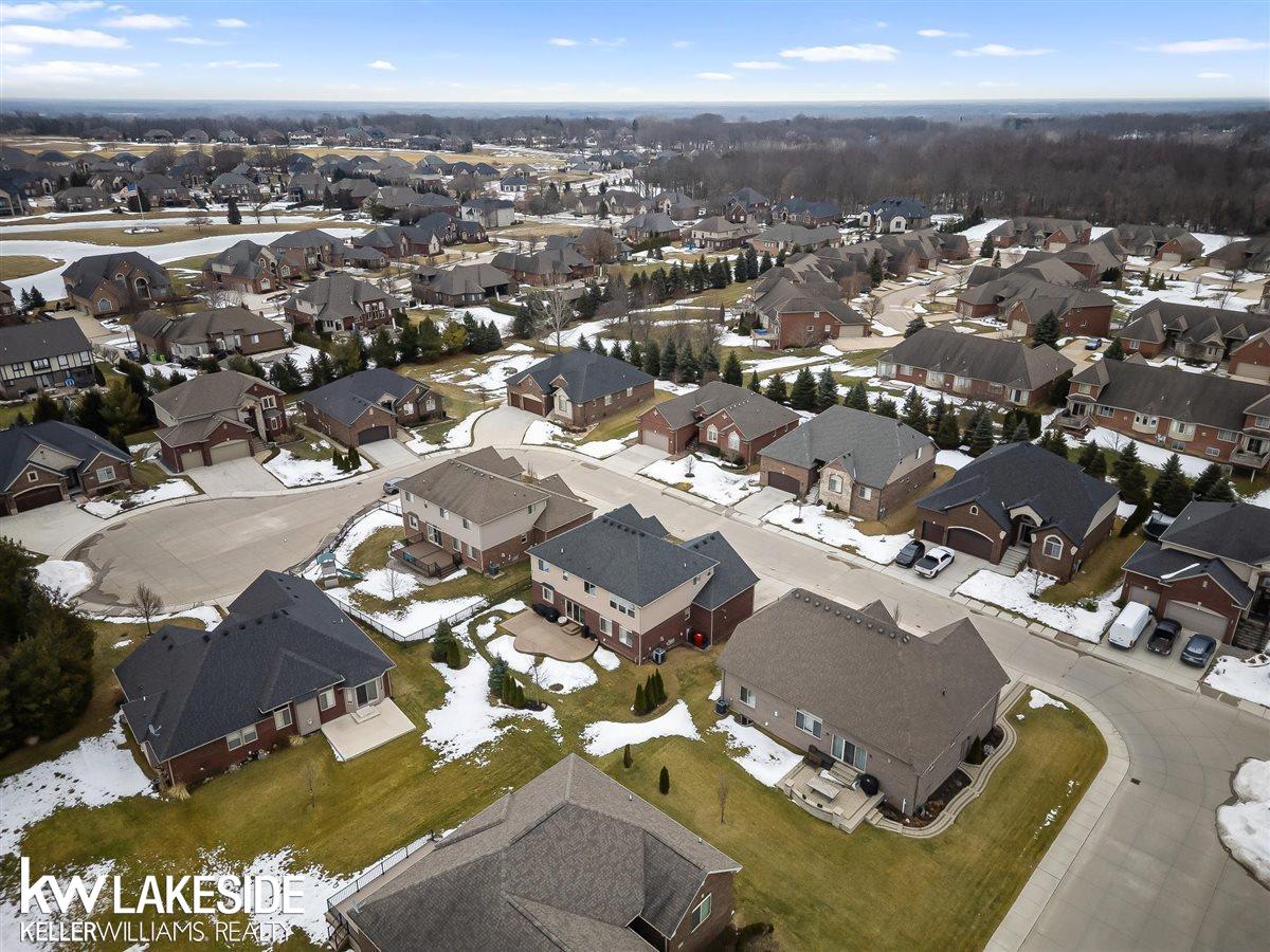 62770 Franklin Park Drive Property Photo 35