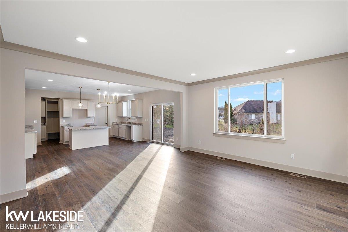 28335 Nadia Lane Property Photo 6