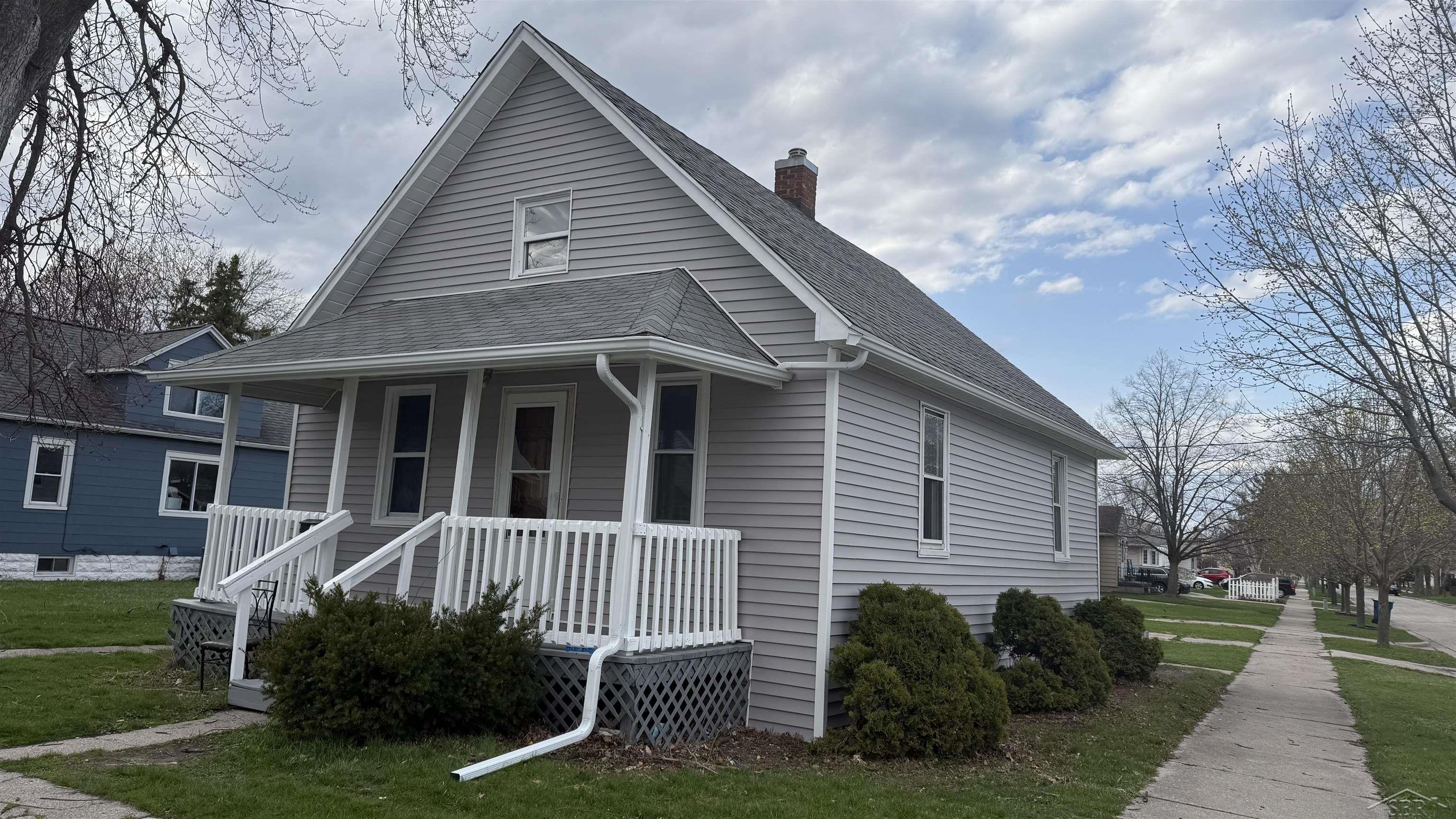 1609 Fremont Avenue Property Photo 1