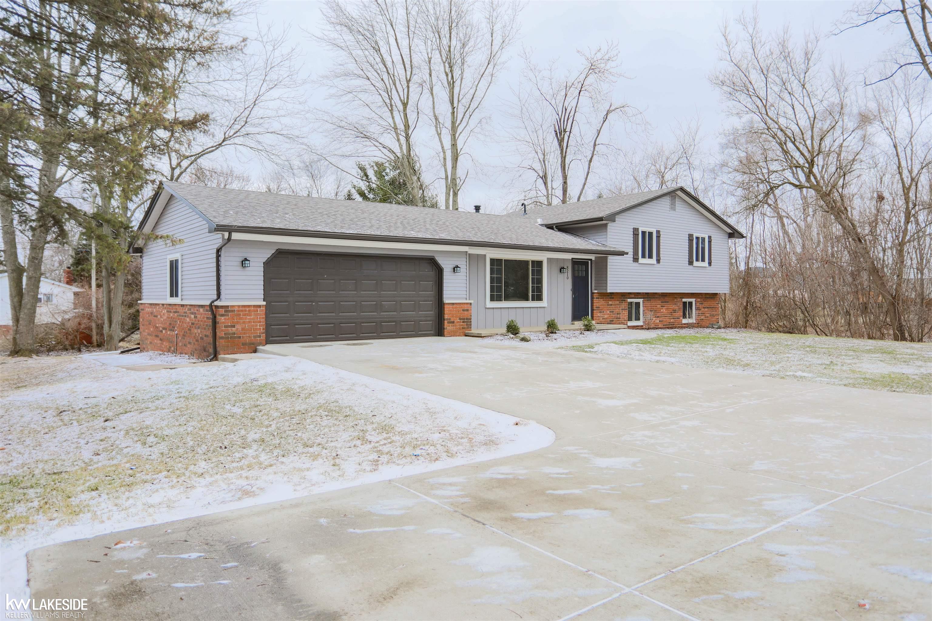 8210 28 Mile Road Property Photo 1