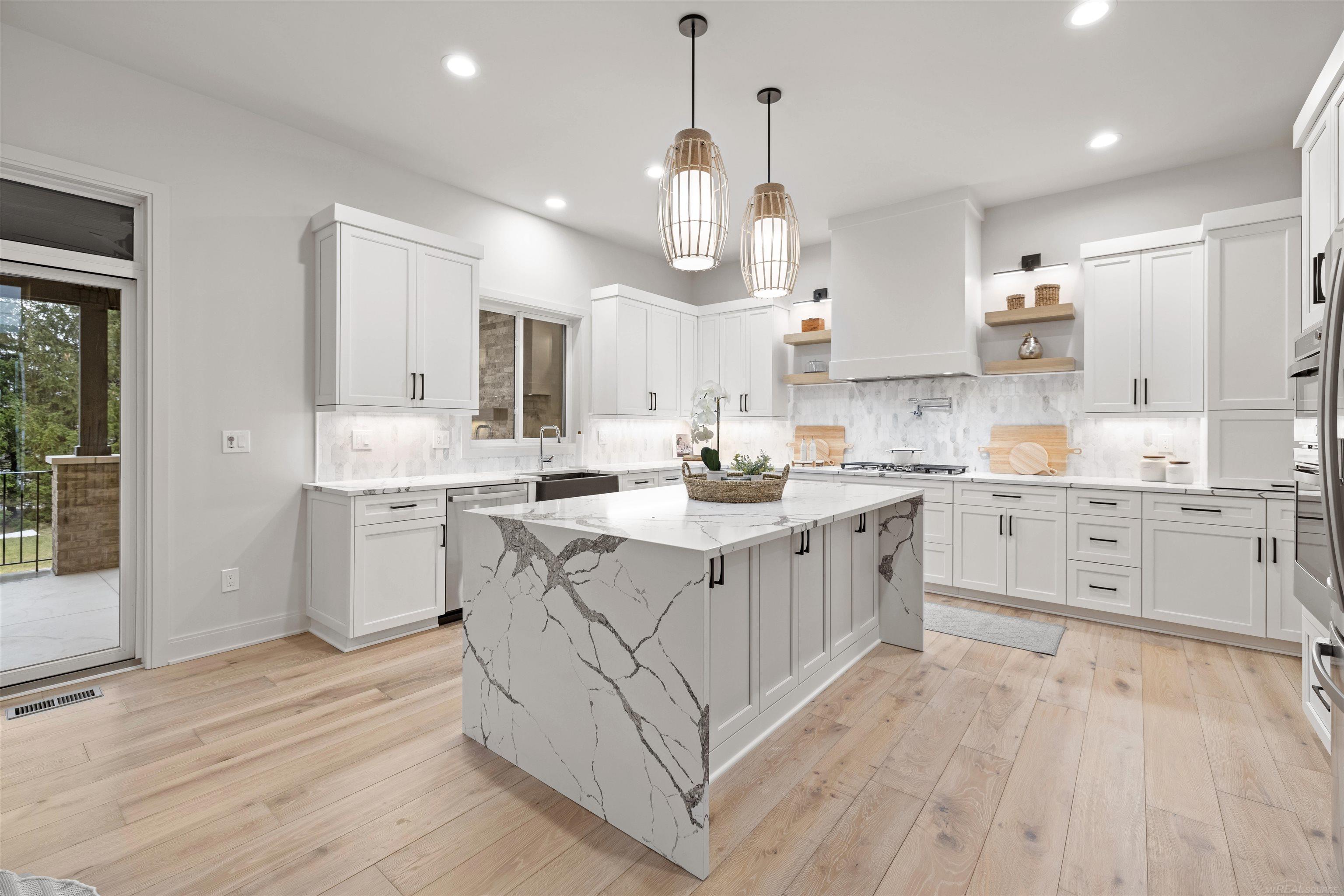 57032 Veridian Boulevard Property Photo 8