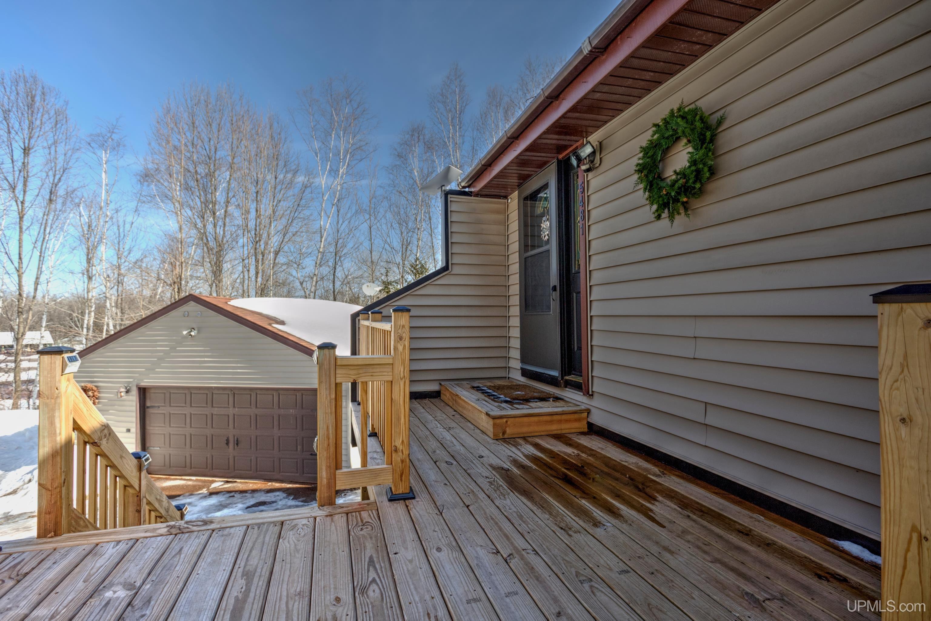5481 Center Drive Property Photo 3