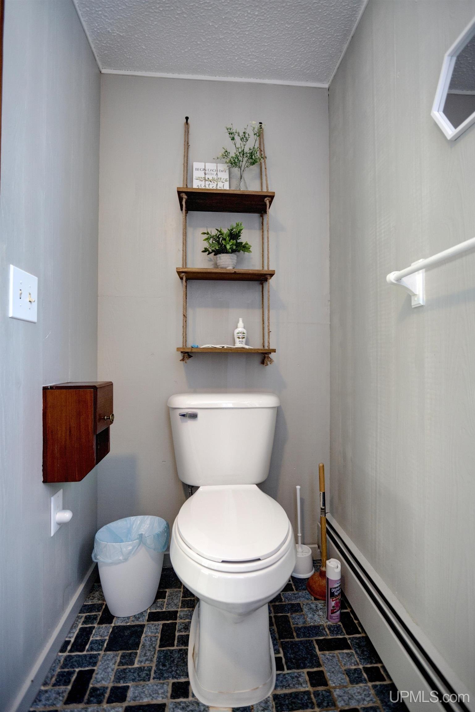 5481 Center Drive Property Photo 16
