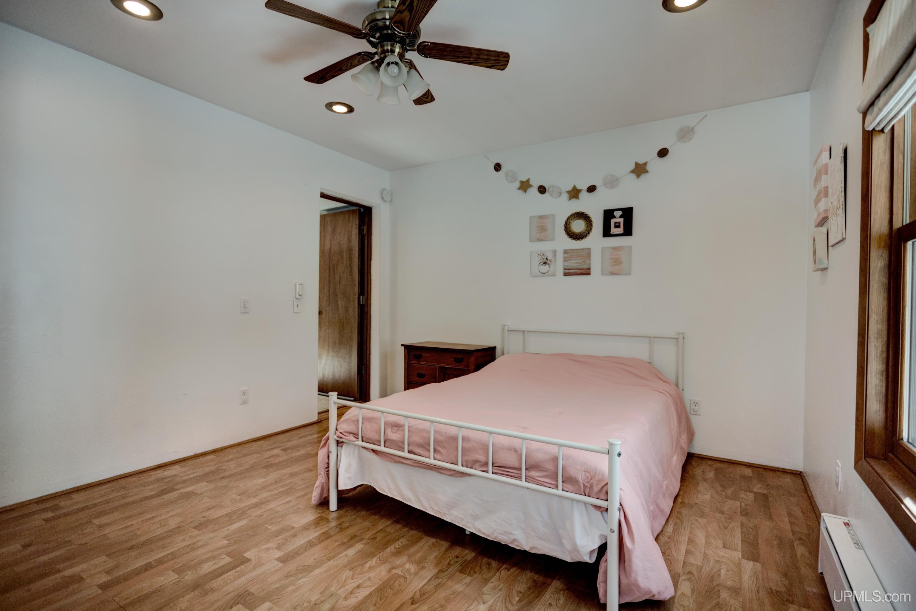 5481 Center Drive Property Photo 17