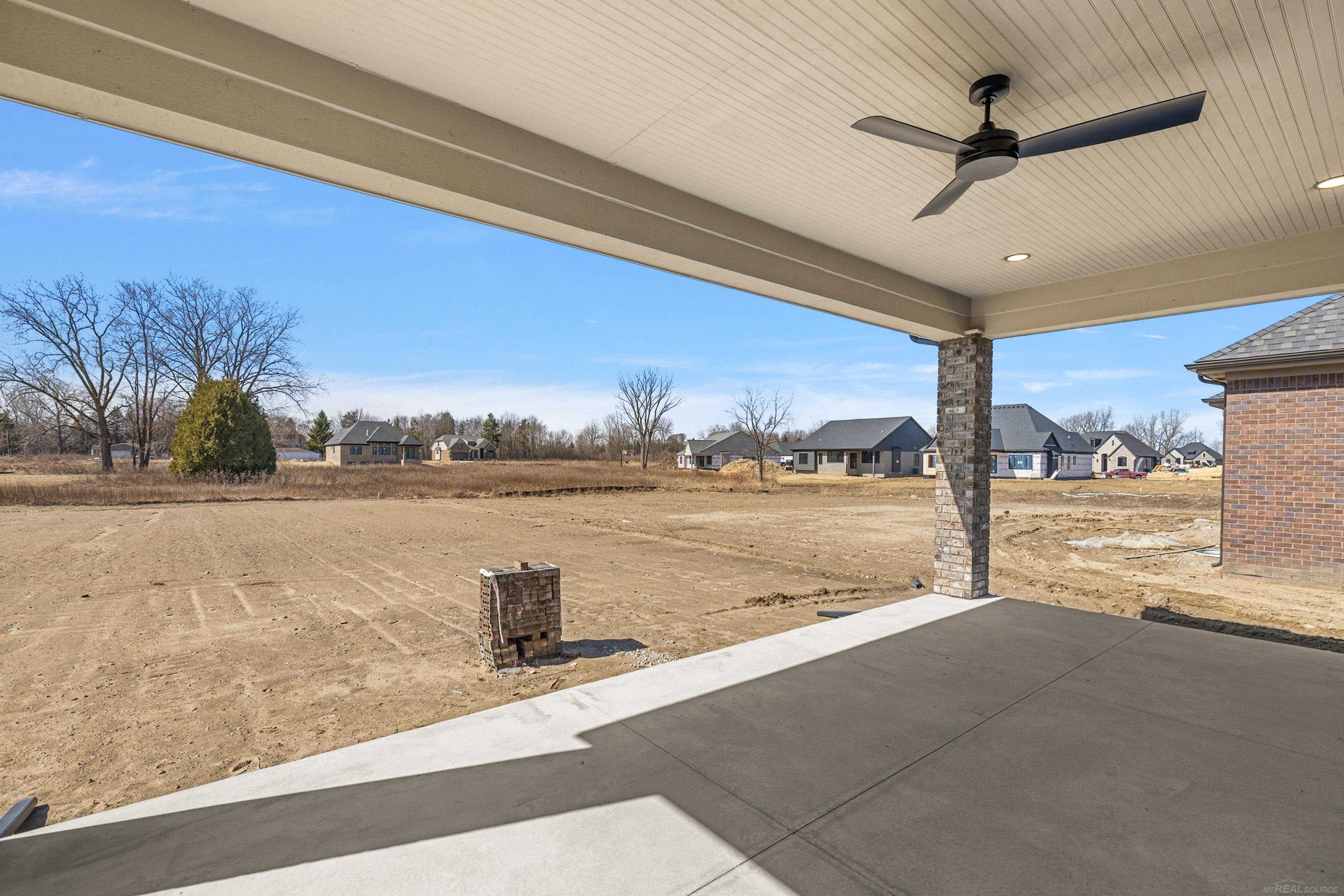 57053 Veridian Boulevard Property Photo 6