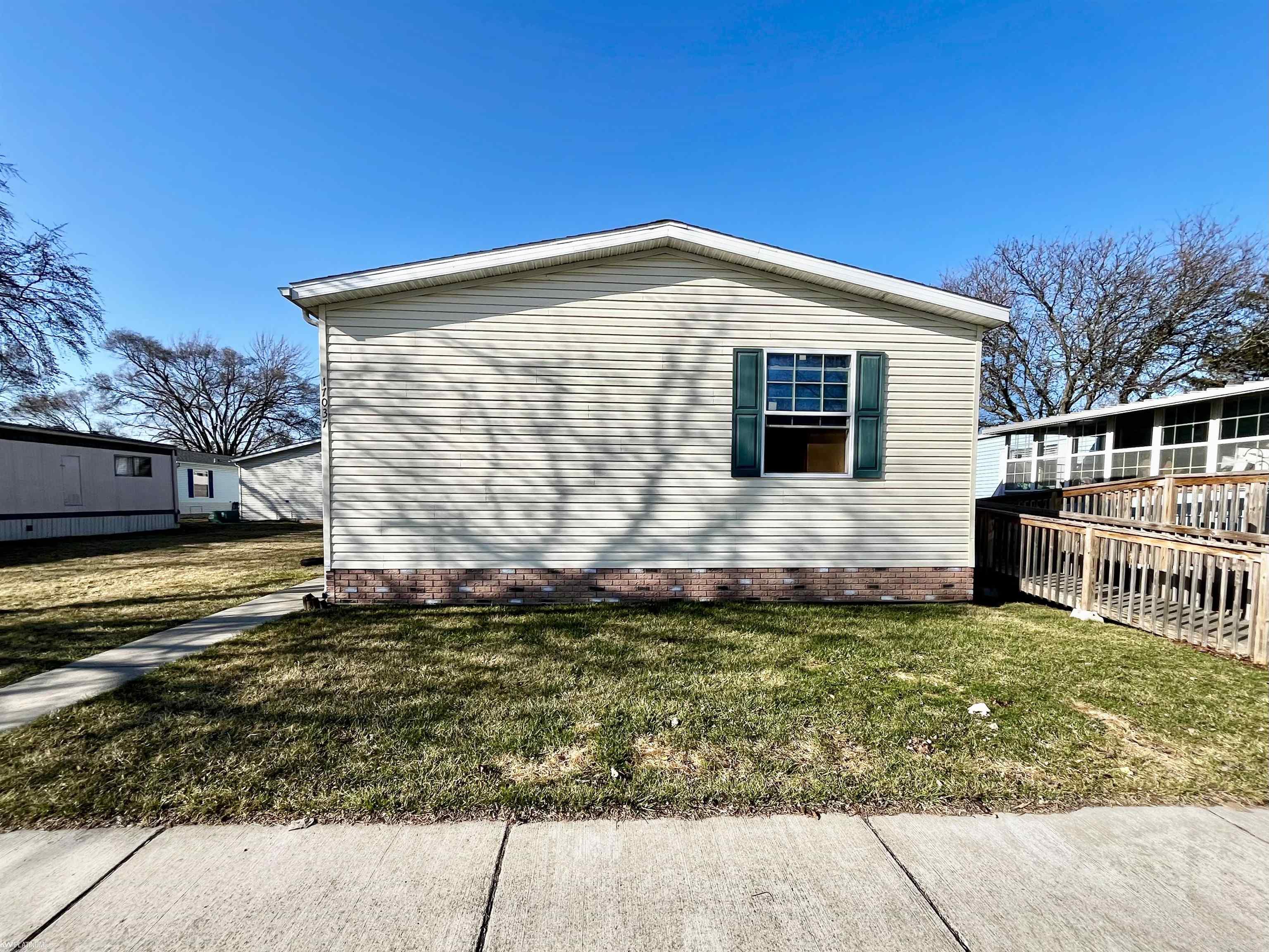 17037 Easterbridge Street Property Photo 1