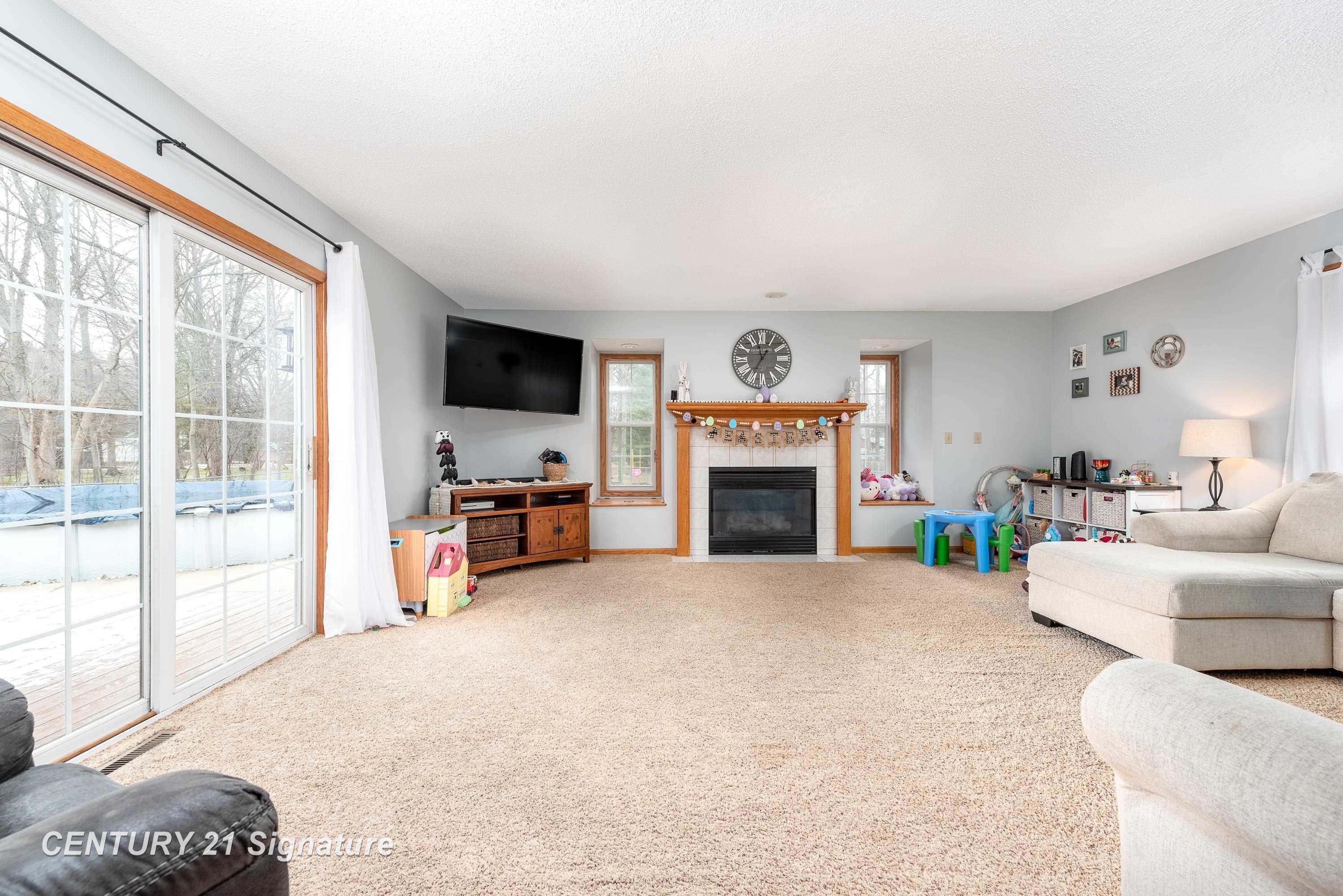 116 S Westlawn Drive Property Photo 7