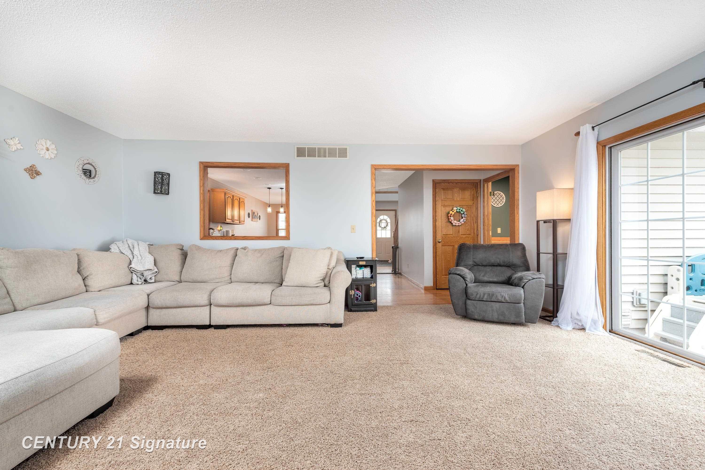 116 S Westlawn Drive Property Photo 8