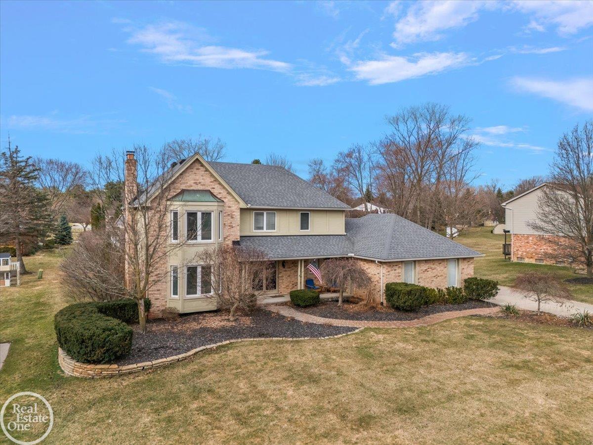 61449 Woodfield Way Drive Property Photo 4