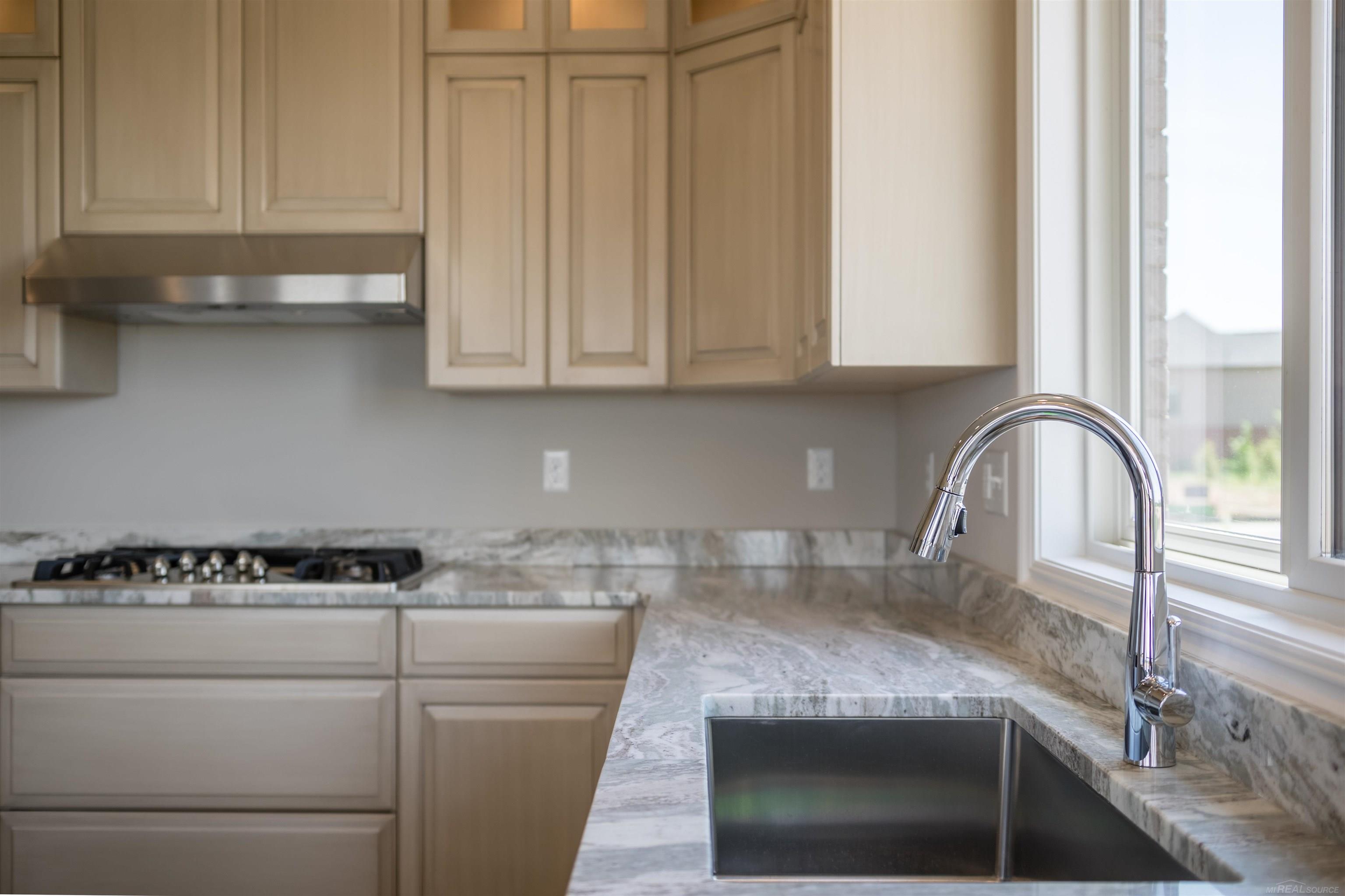 7499 Mulberry Drive Property Photo 13