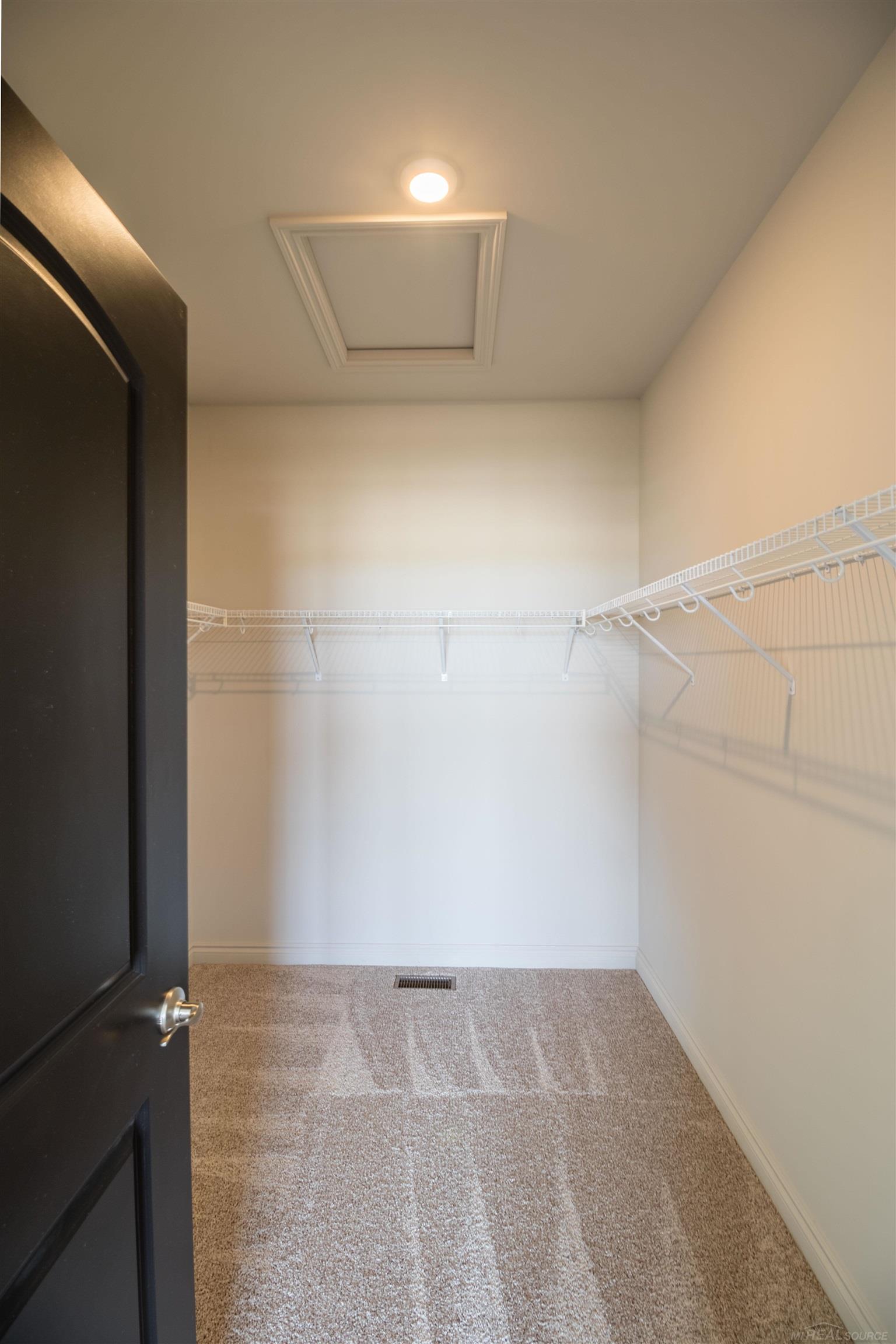 7499 Mulberry Drive Property Photo 17