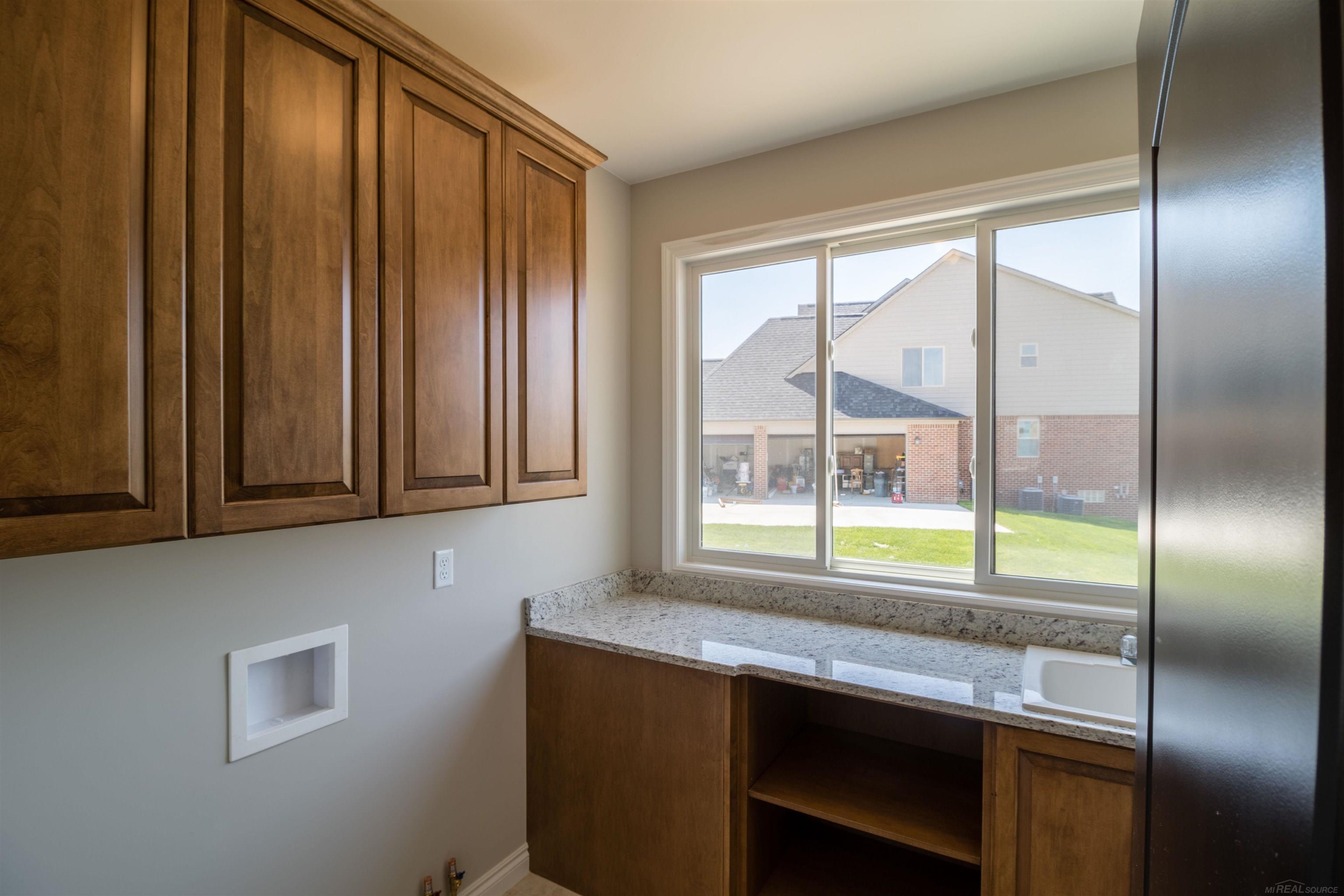 7499 Mulberry Drive Property Photo 24