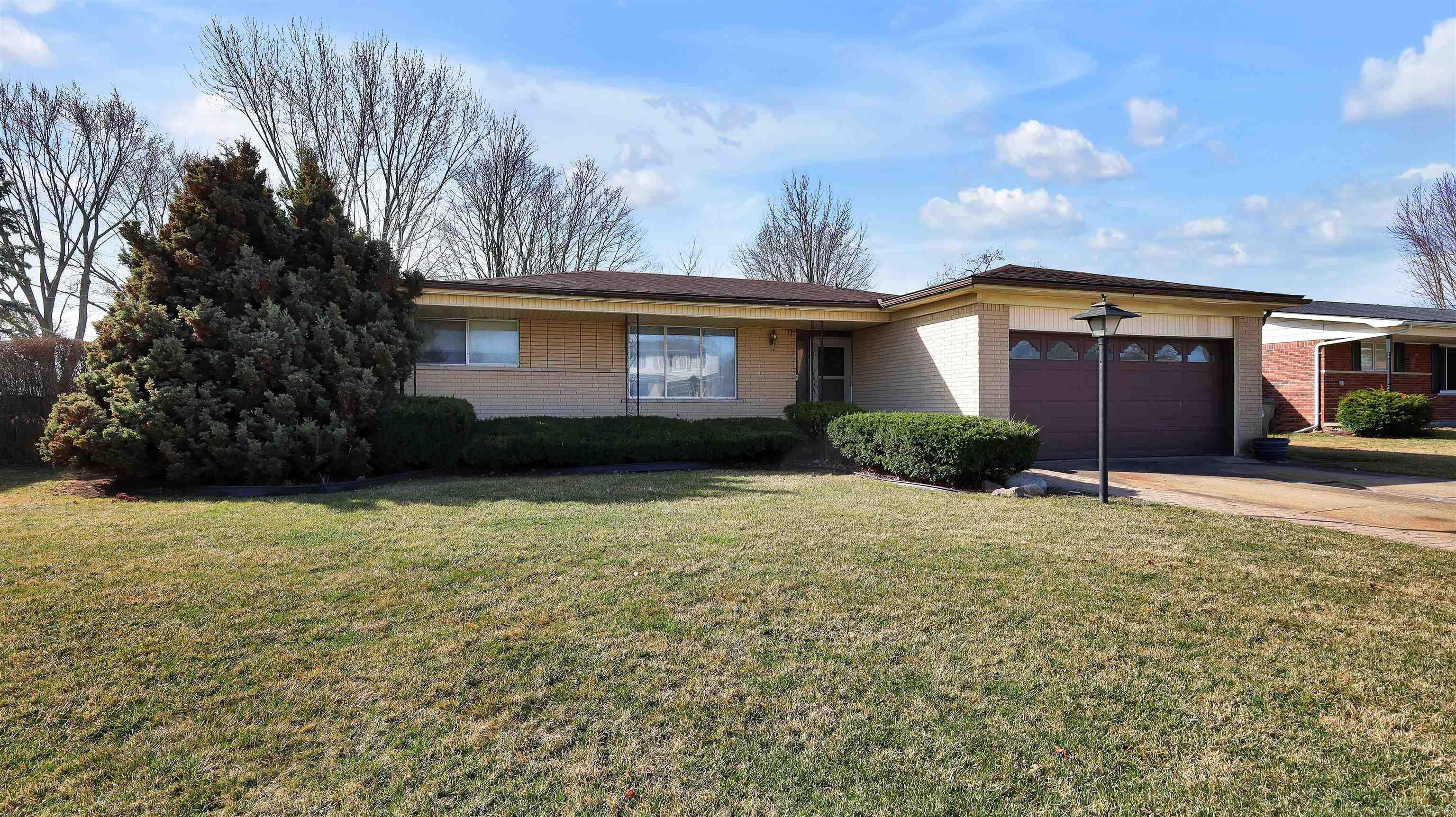 35325 Bobcean Road Property Photo 1