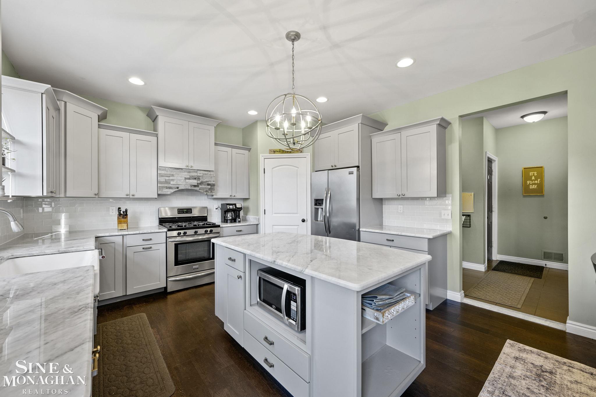 26716 Boston Drive Property Photo 7