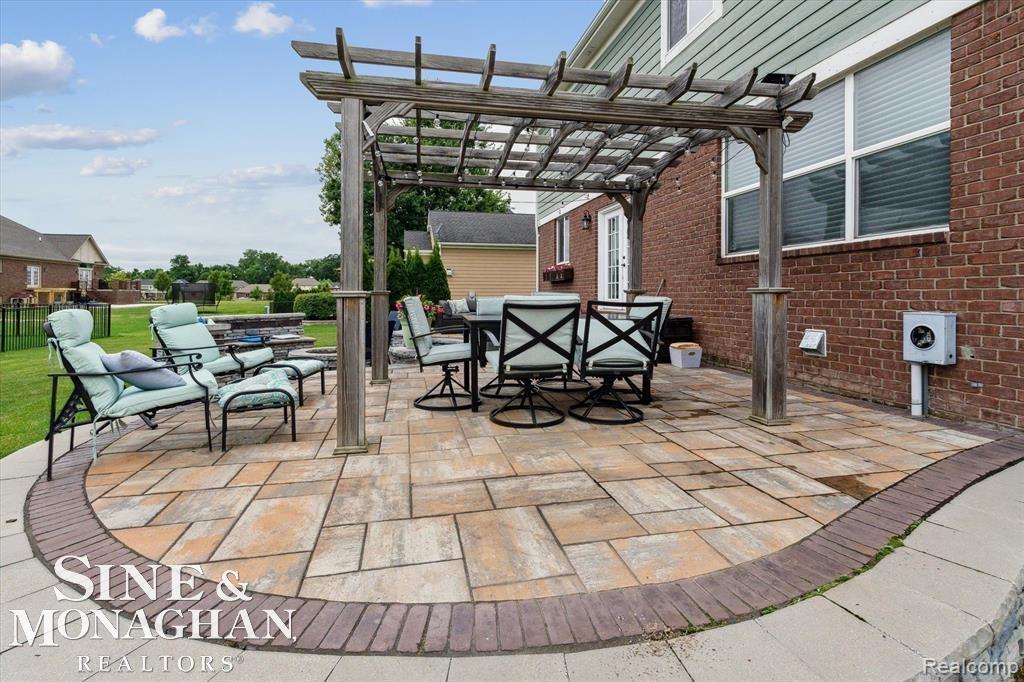 26716 Boston Drive Property Photo 46