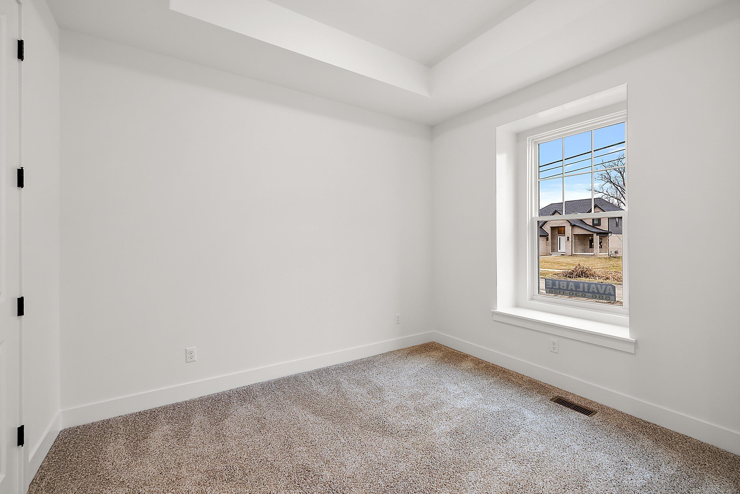 5871 Everton Court Property Photo 9