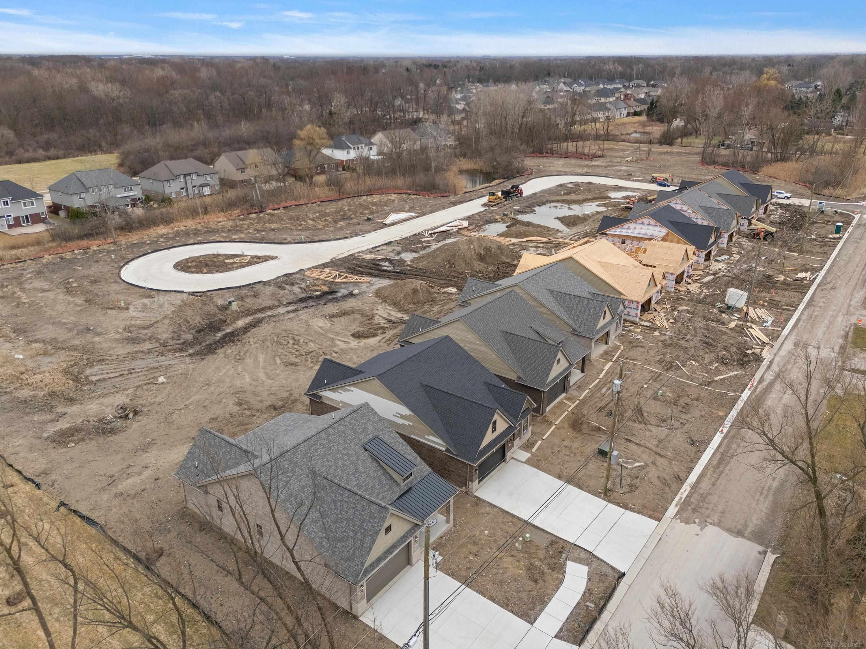 5871 Everton Court Property Photo 33