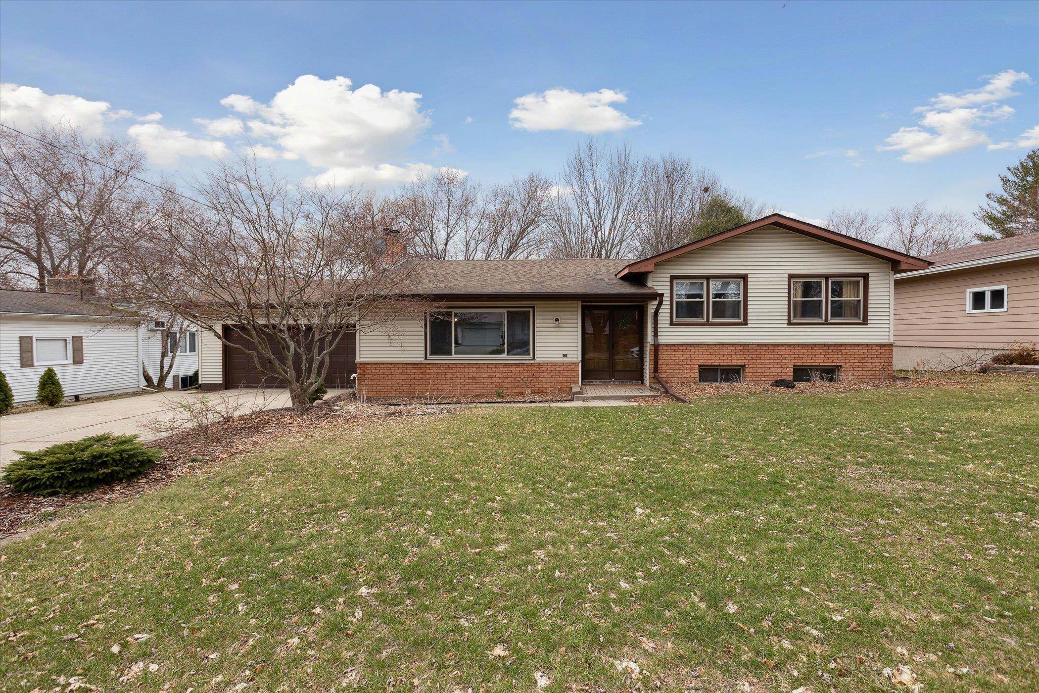 209 Westview Drive Property Photo