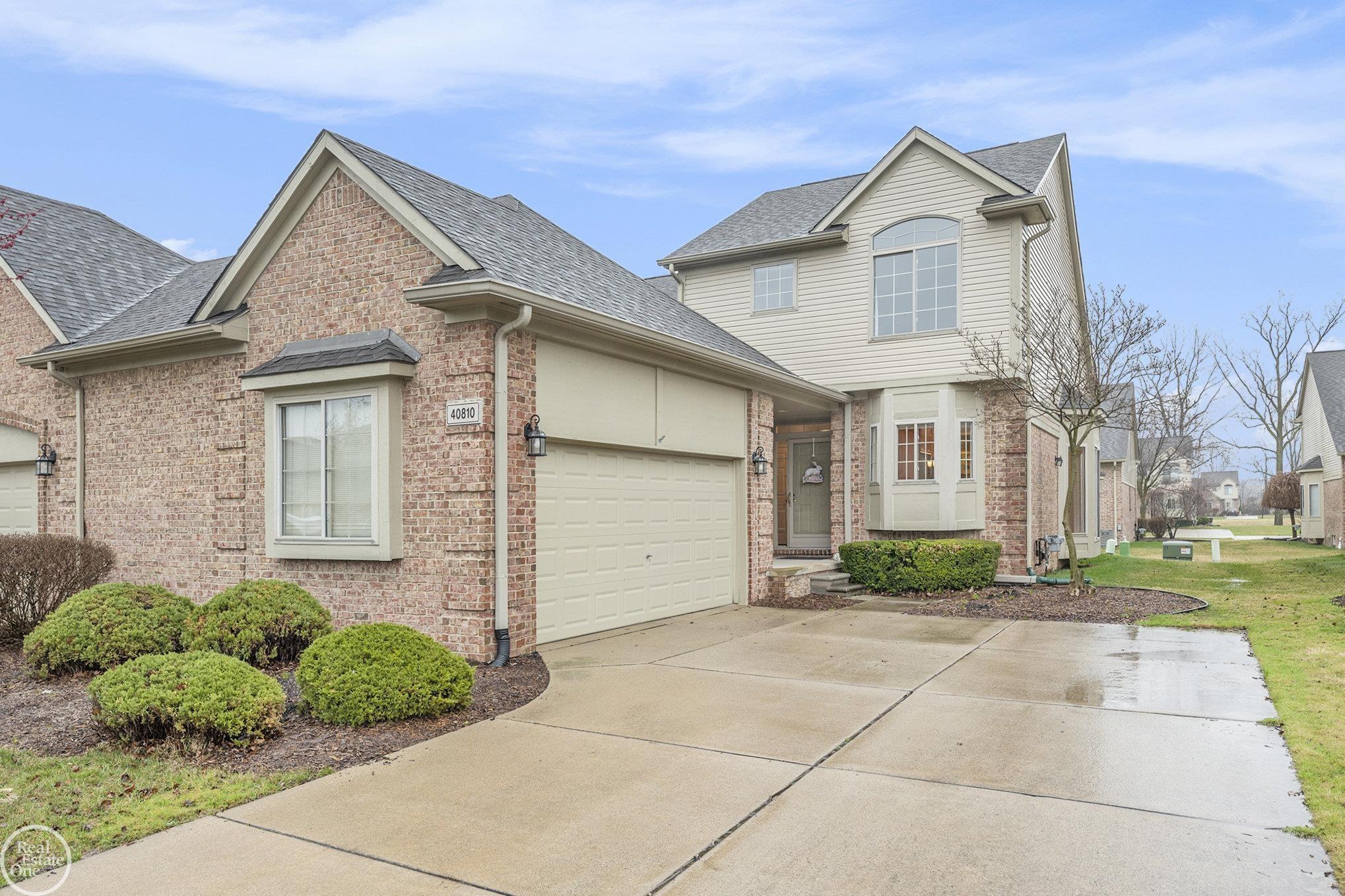 40810 Suffield Drive Property Photo 1