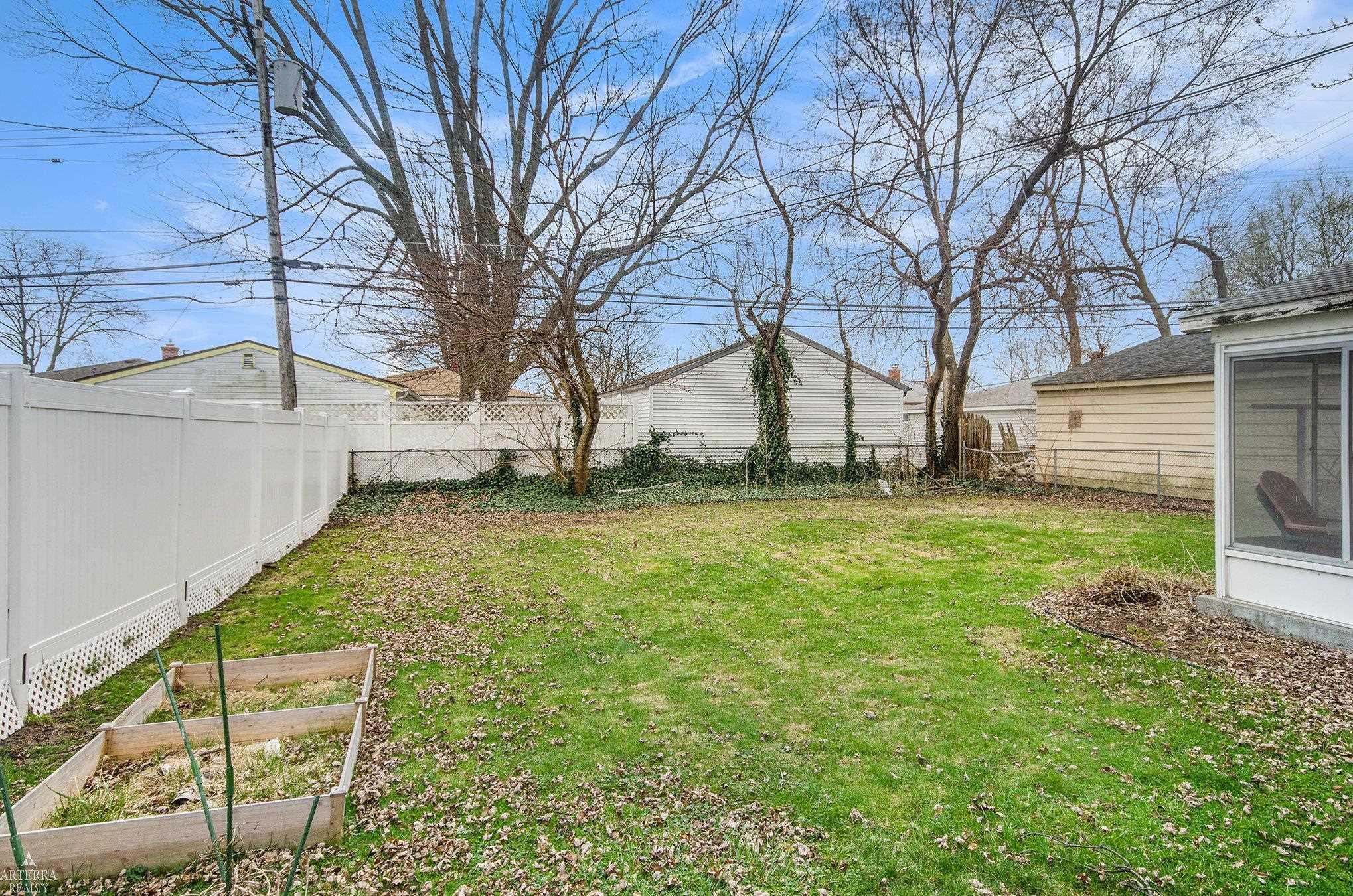 22430 Arcadia Streets Property Photo 14