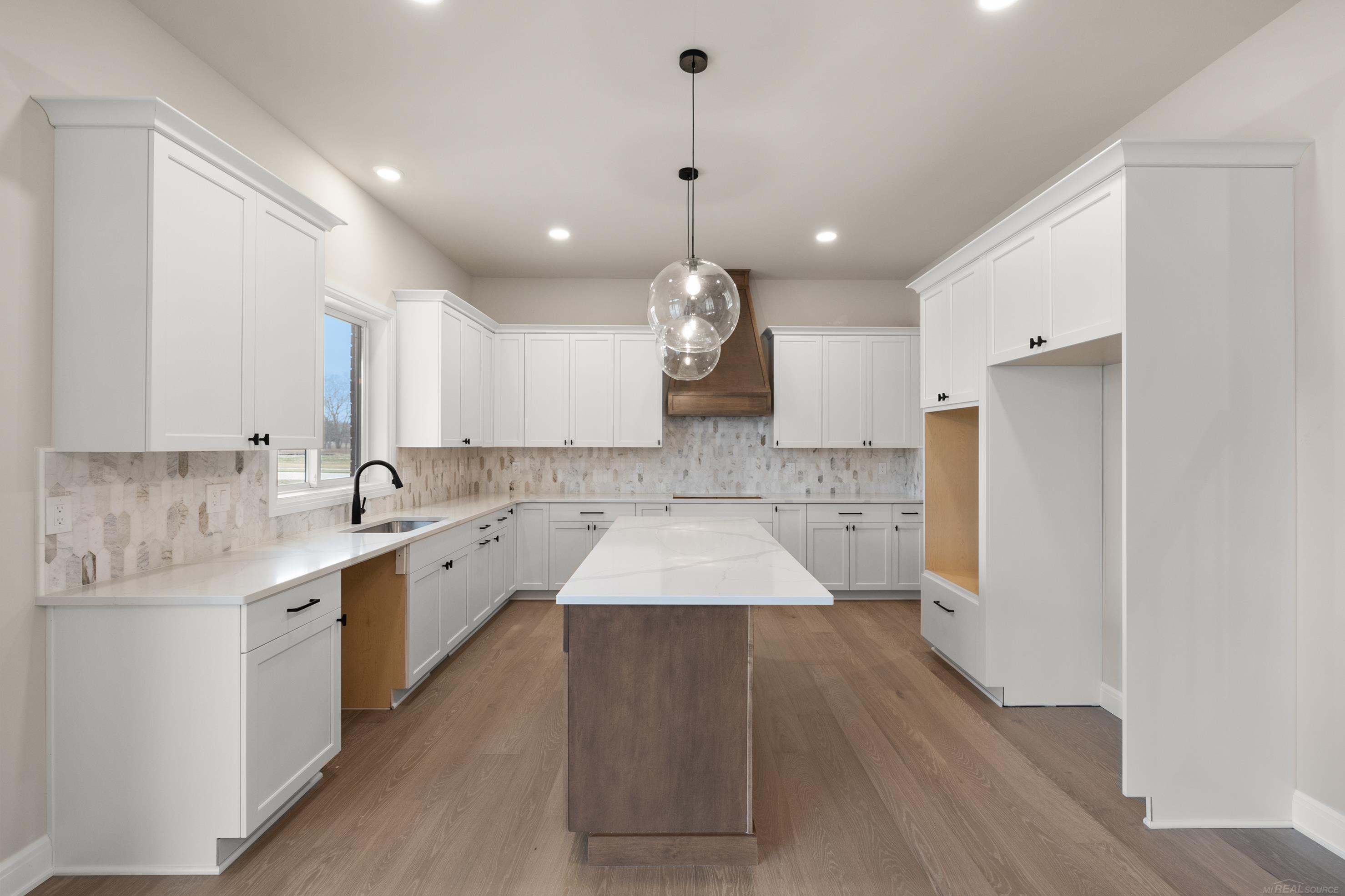 14106 Quail View Drive Property Photo 6