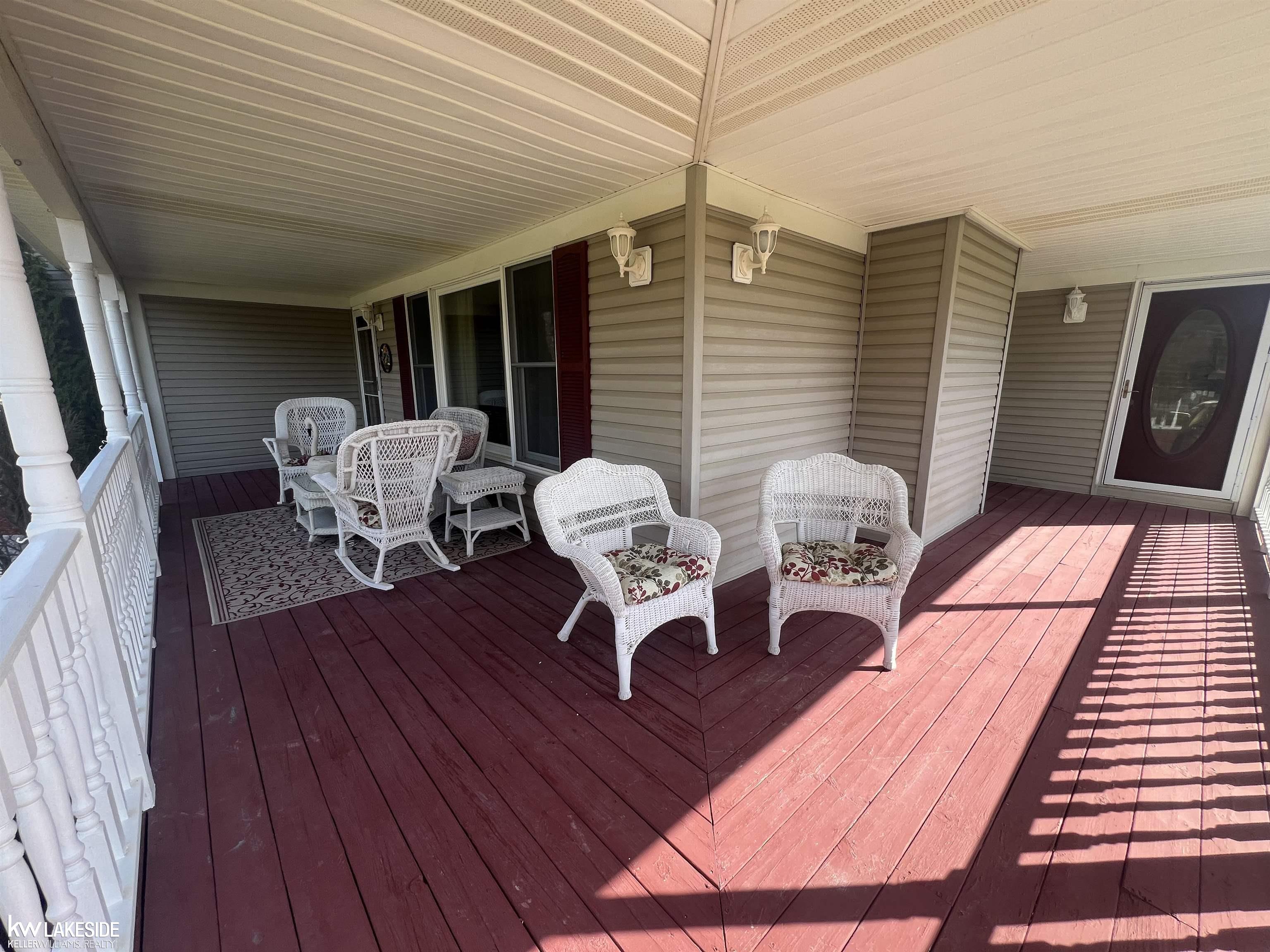 66930 Deerwood Lane Property Photo 8