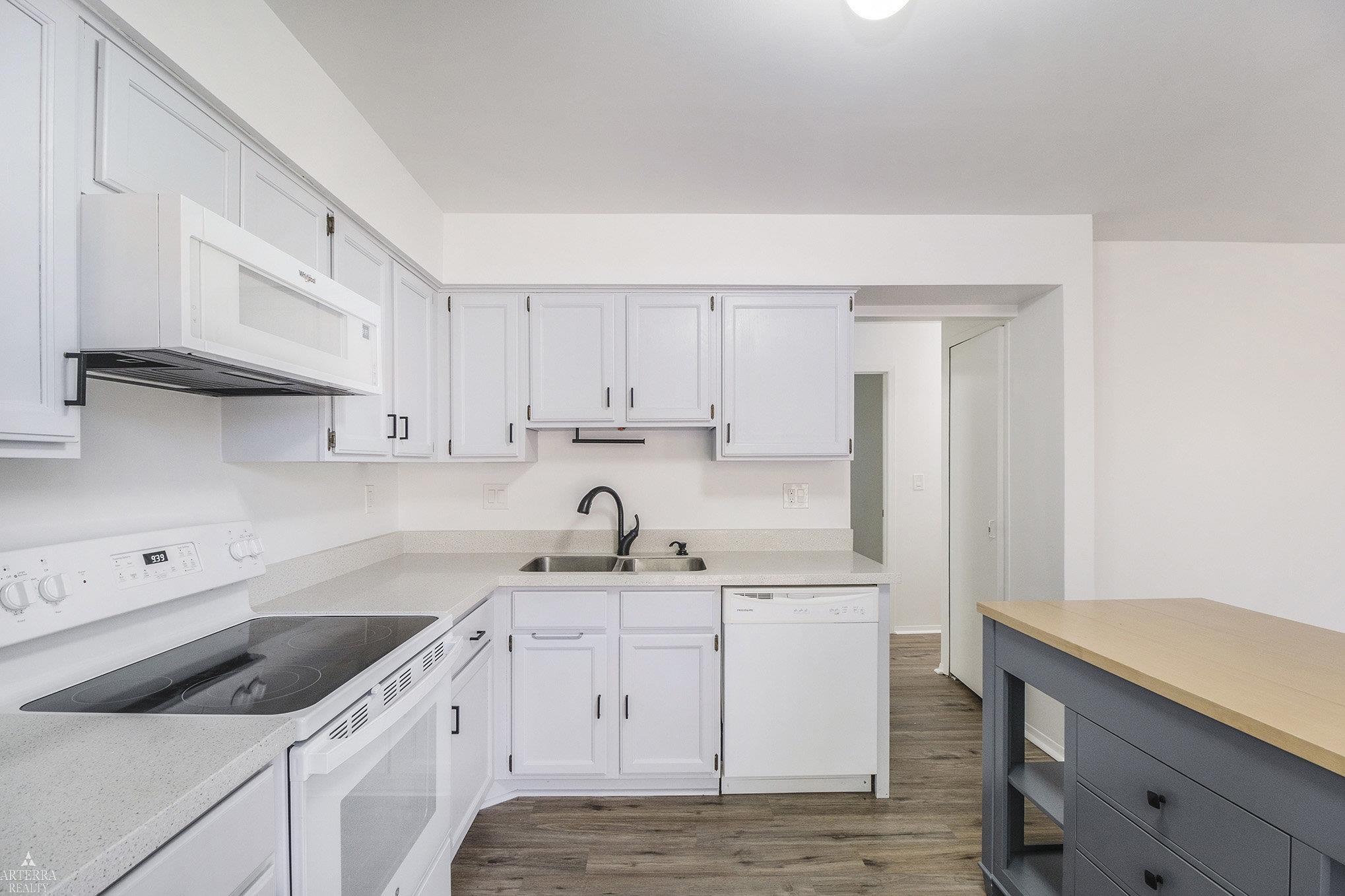 36983 Dartmoor Drive Property Photo 16