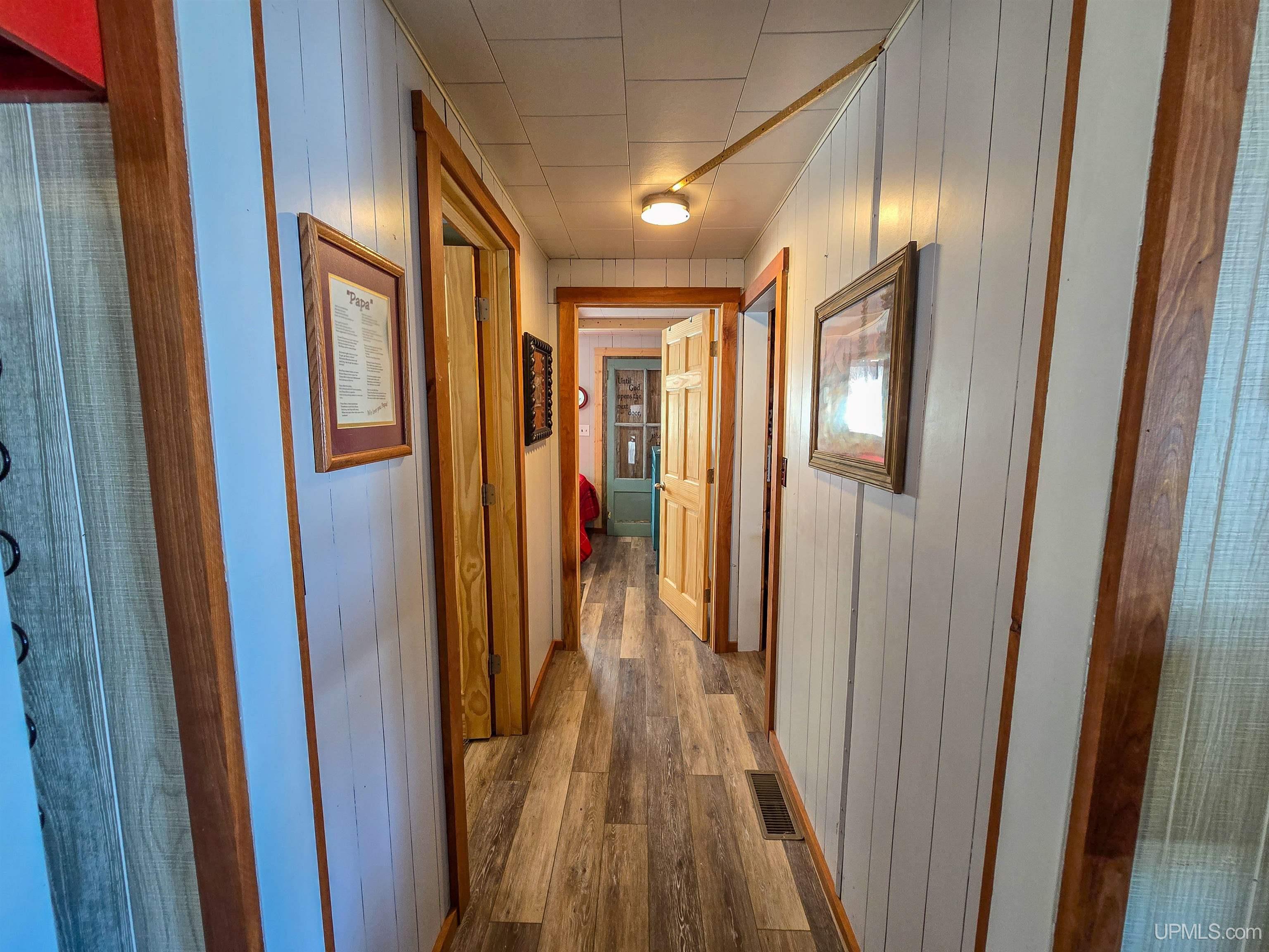3865 Peninsula Point Road Property Photo 25