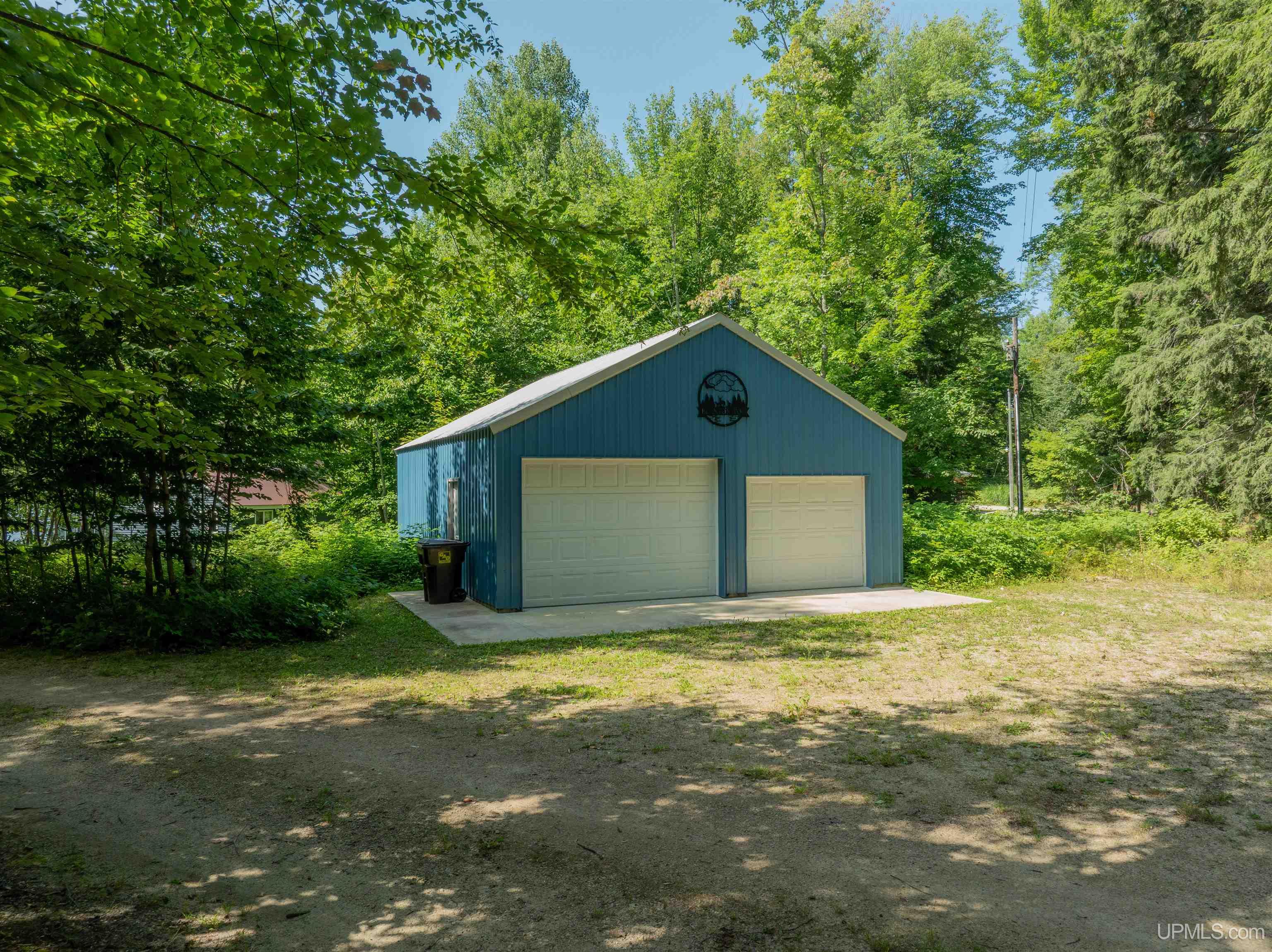 3865 Peninsula Point Road Property Photo 39