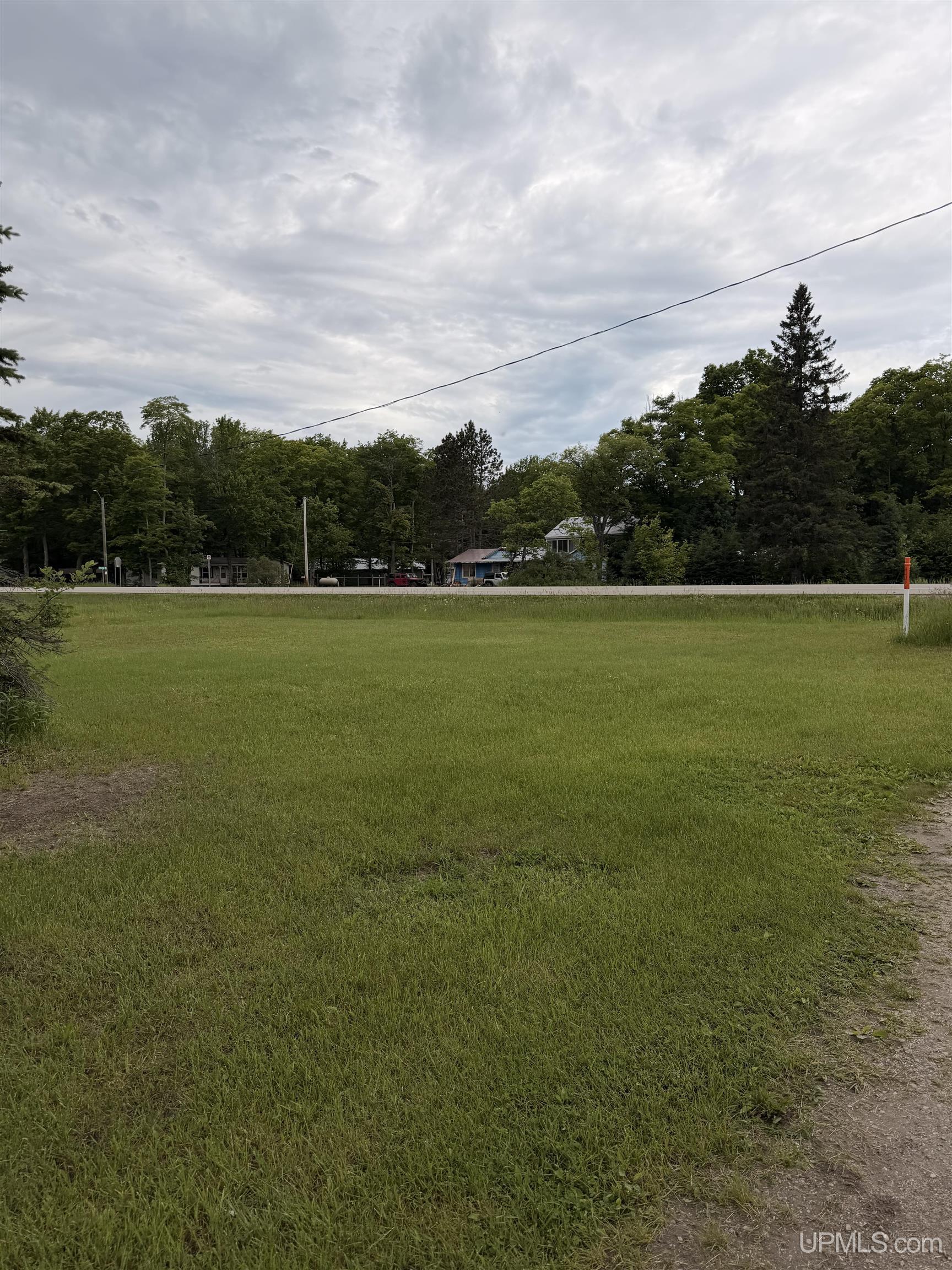 E12437 M28 Highway Property Photo 3