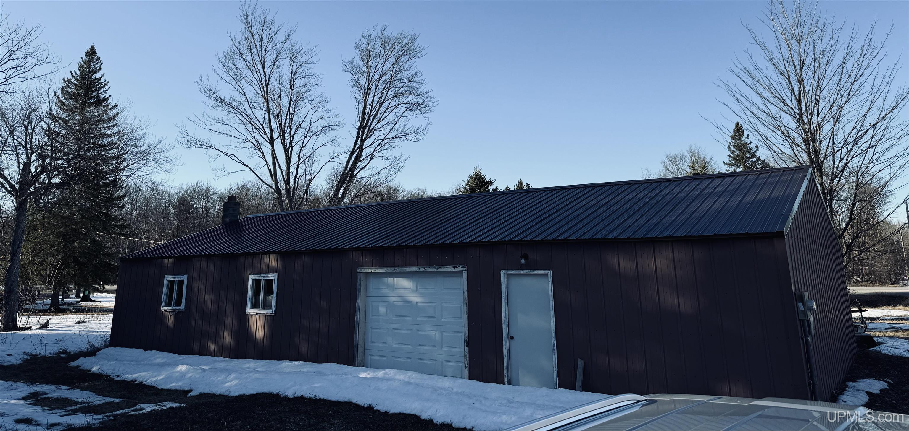 E12437 M28 Highway Property Photo 4