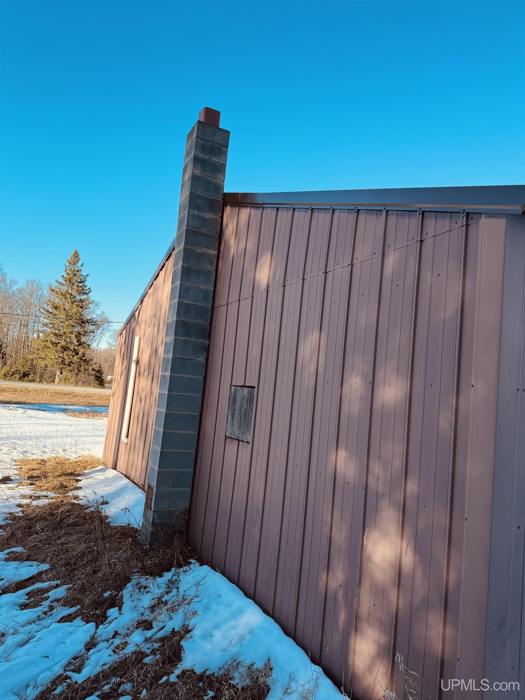 E12437 M28 Highway Property Photo 8