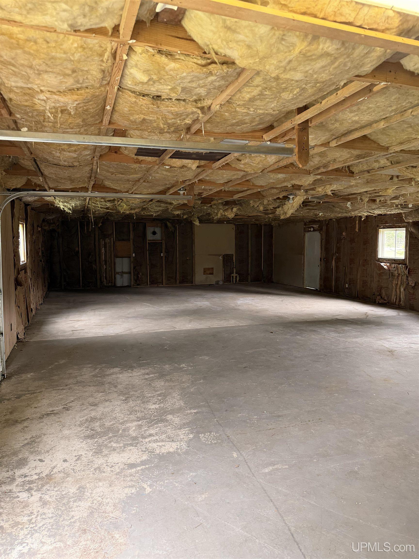 E12437 M28 Highway Property Photo 11