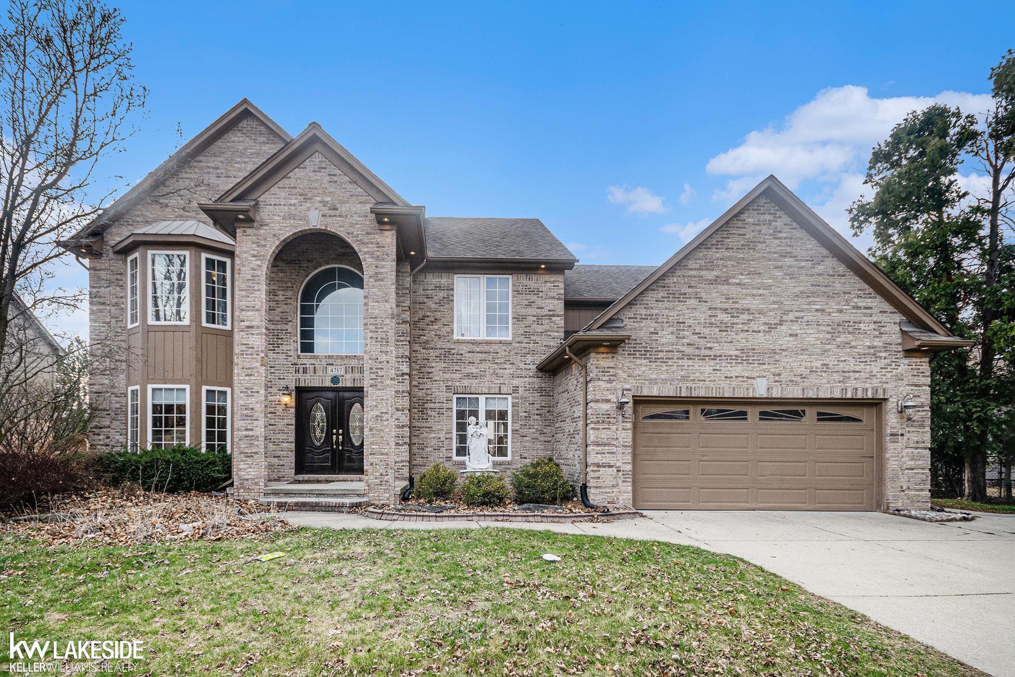 4717 Scotch Pine Drive Property Photo 1