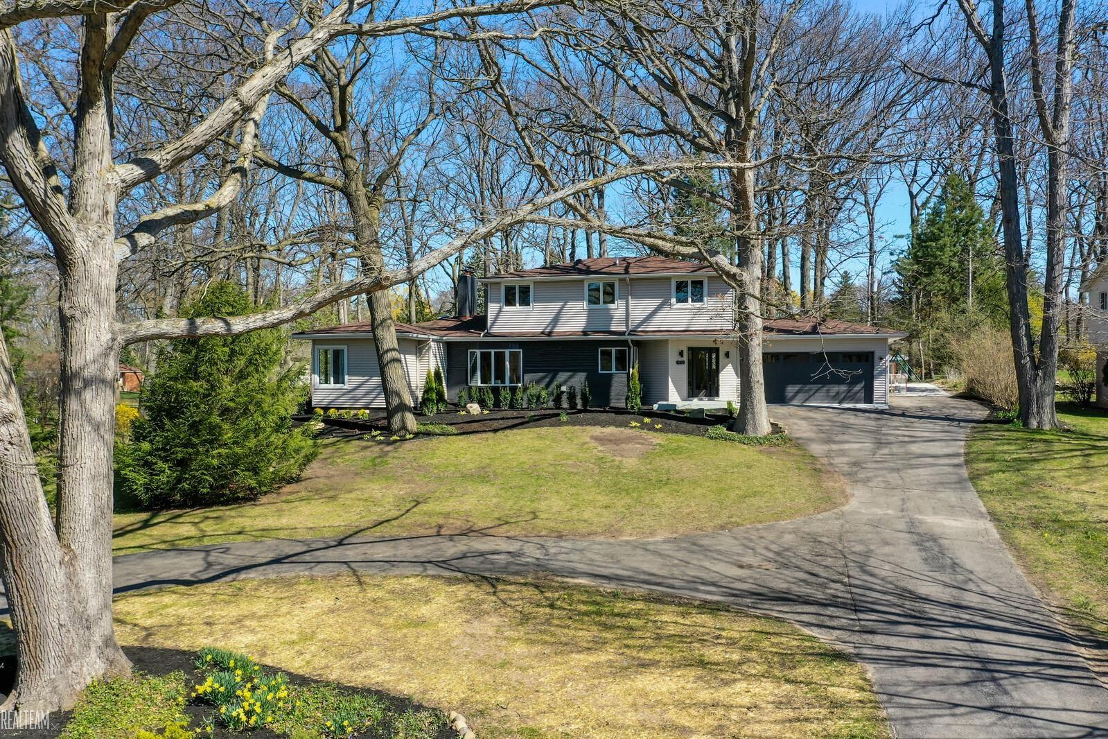 410 Kendry Drive Property Photo 1