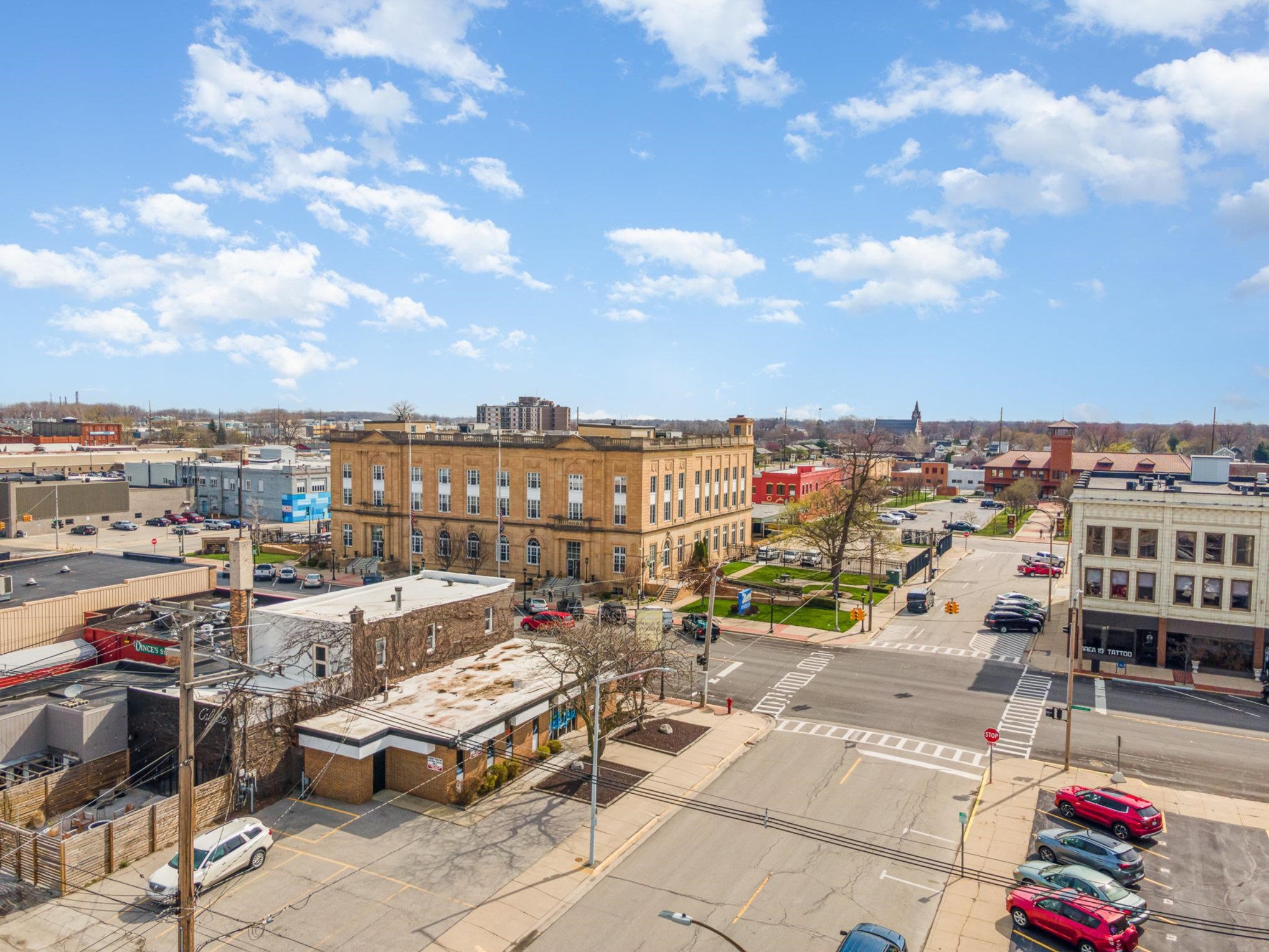1001 Washington Avenue Property Photo 6