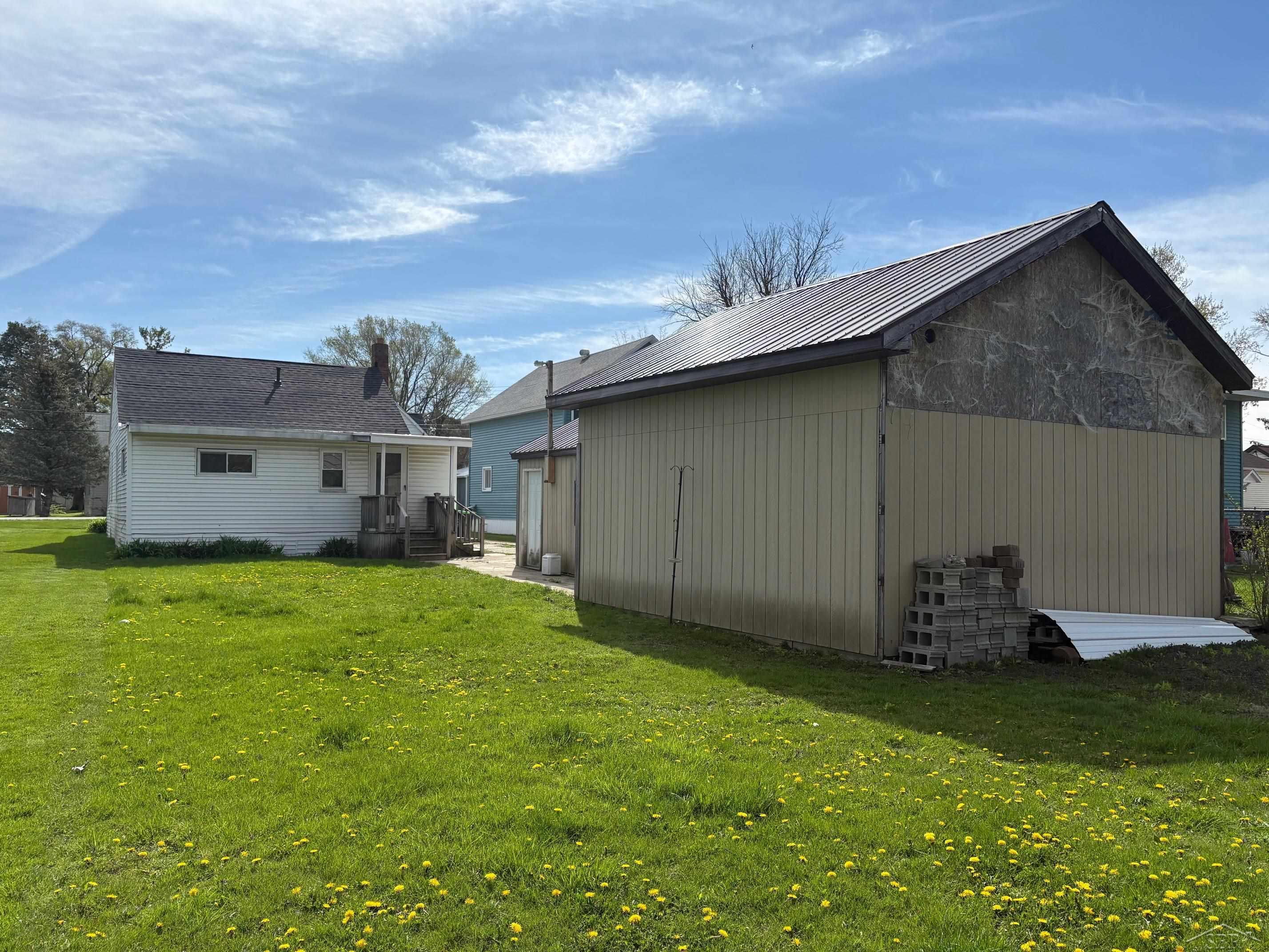 3011 Harrison Drive Property Photo 3